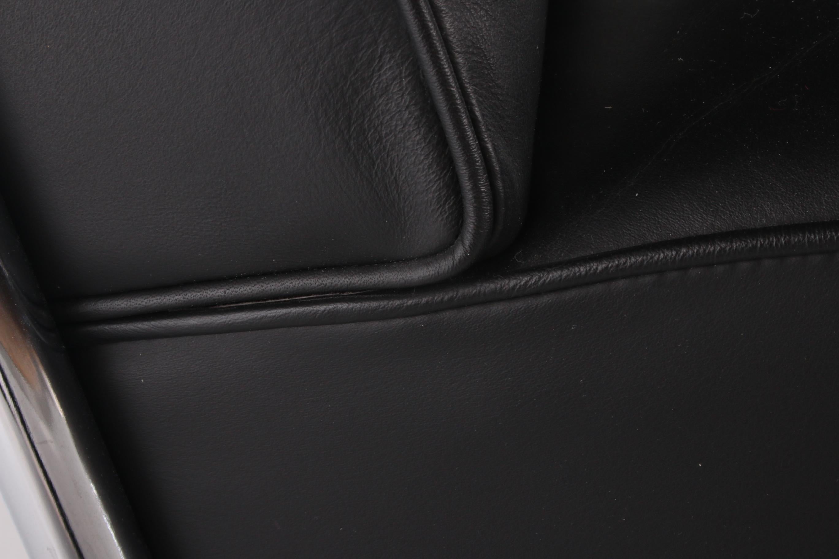 Thonet Armchair Model S411 Black leather, 1980s 5