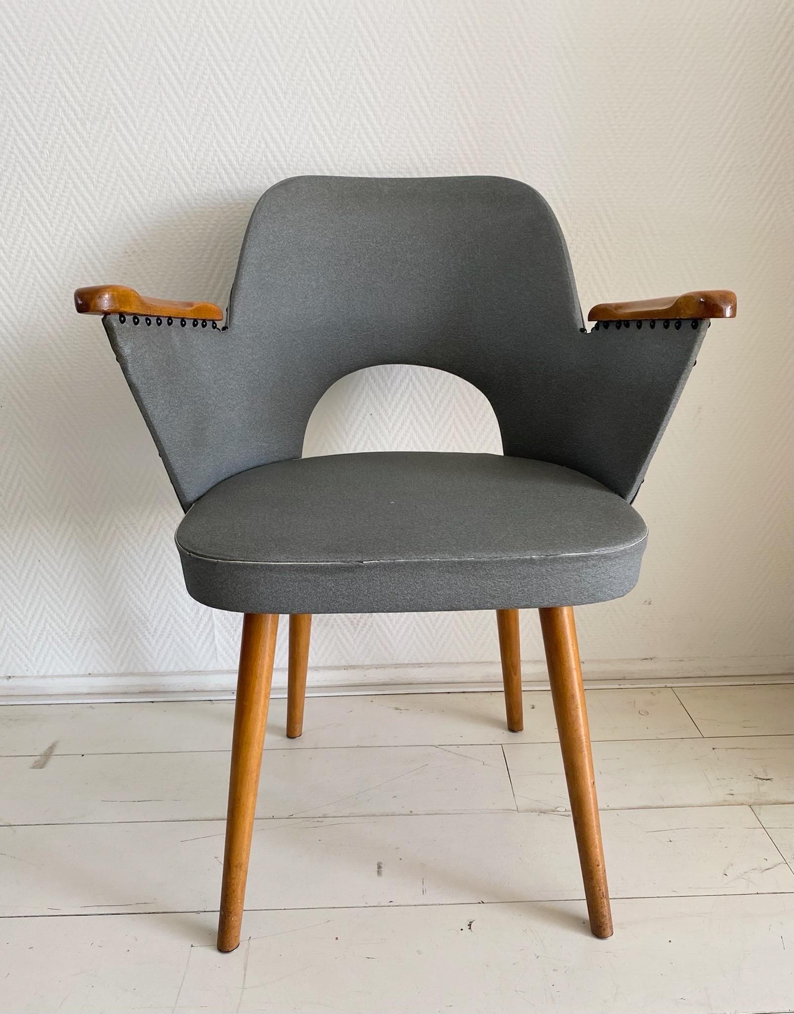 Mid-Century Modern Thonet Armchair with Leatherette Upholstery by Oswald Haerdtl, ca. 1950's For Sale
