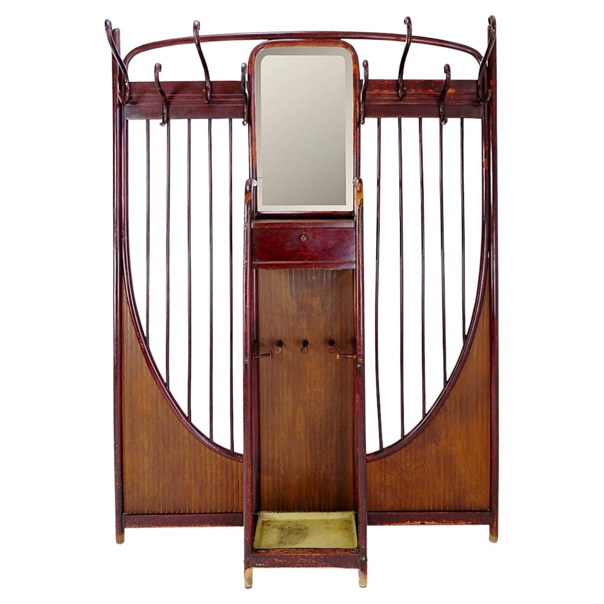 Thonet Art Nouveau Wall Mounted Coat Rack Vienna c.1900