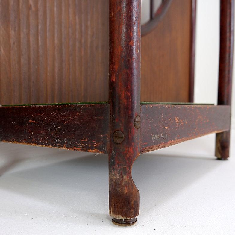 Austrian Thonet Art Nouveau Wall Mounted Coat Rack, Vienna, circa 1900 For Sale