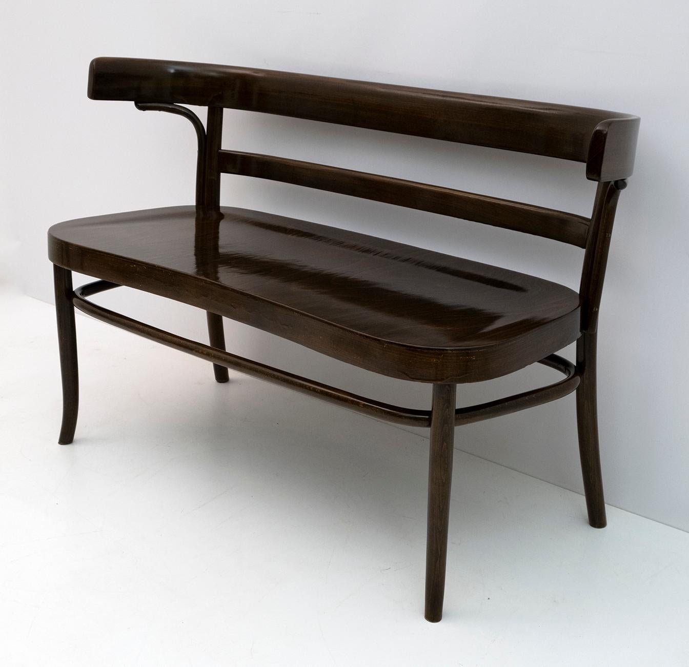 Early 20th Century Thonet Austrian Curved Wood Two Chairs and Loveseat Bench, 1920s