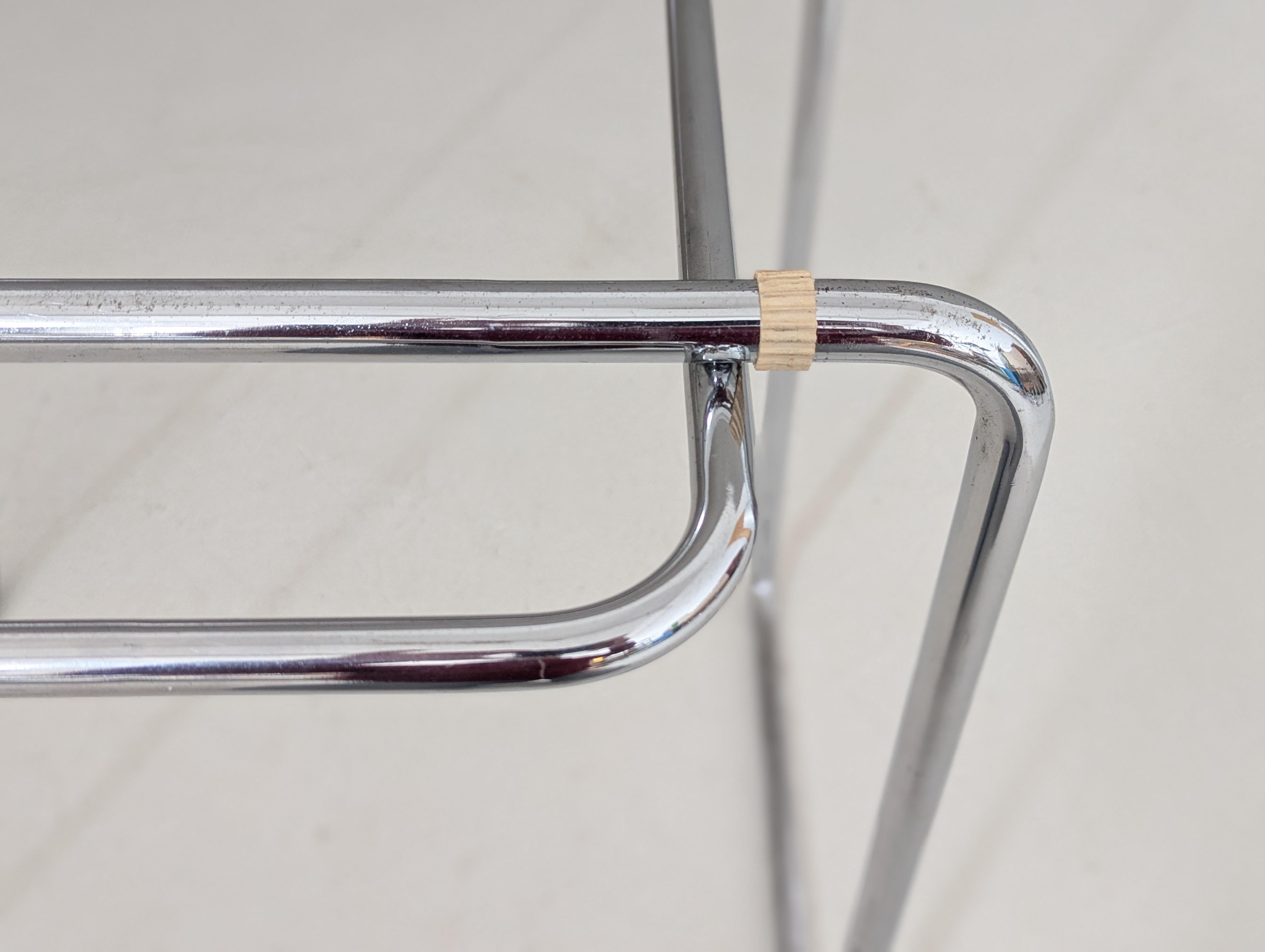 Table Thonet B 18 par Marcel Breuer, années 1930 en vente 6