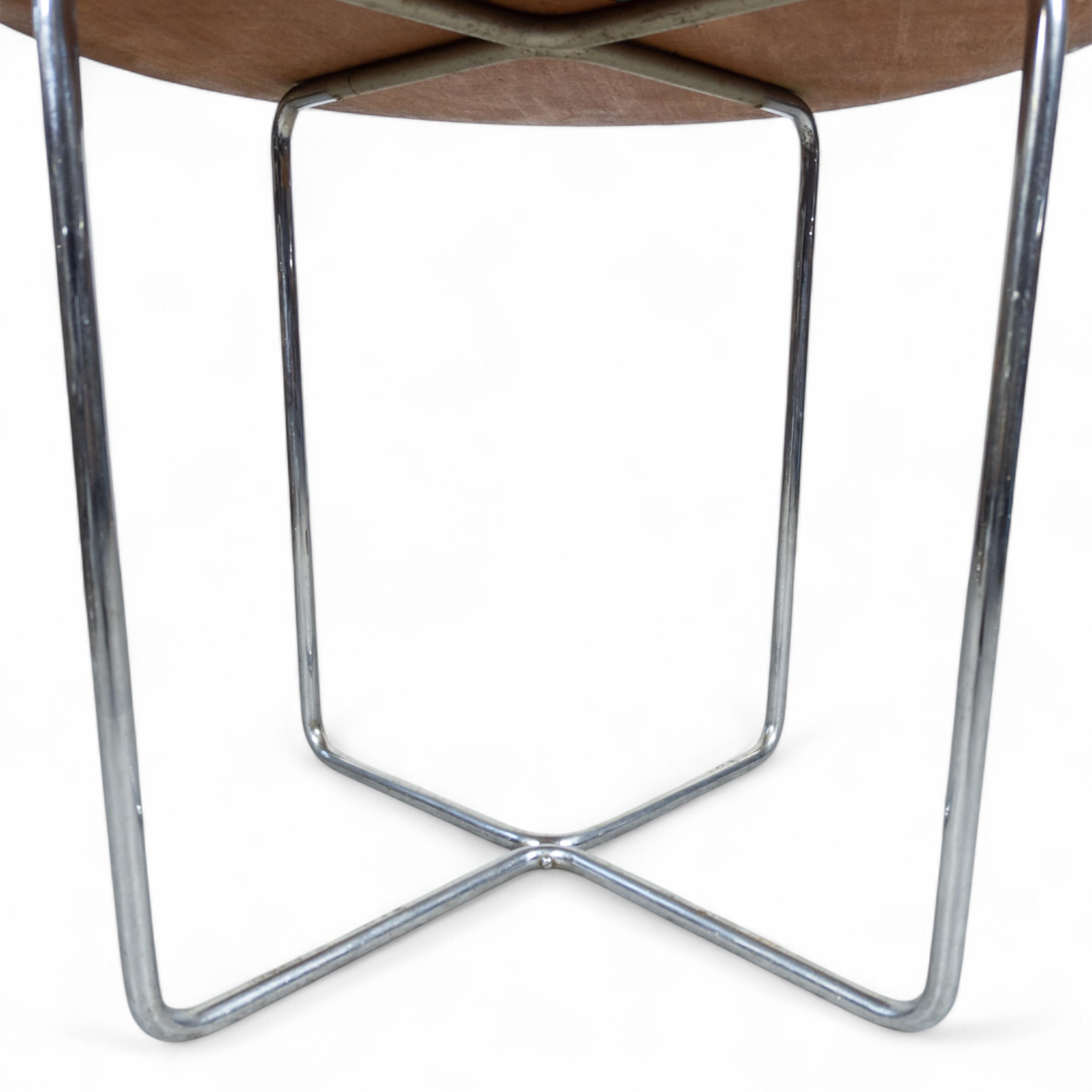 Mesa Thonet B 27 de acero tubular de Marcel Breuer mediados del siglo XX