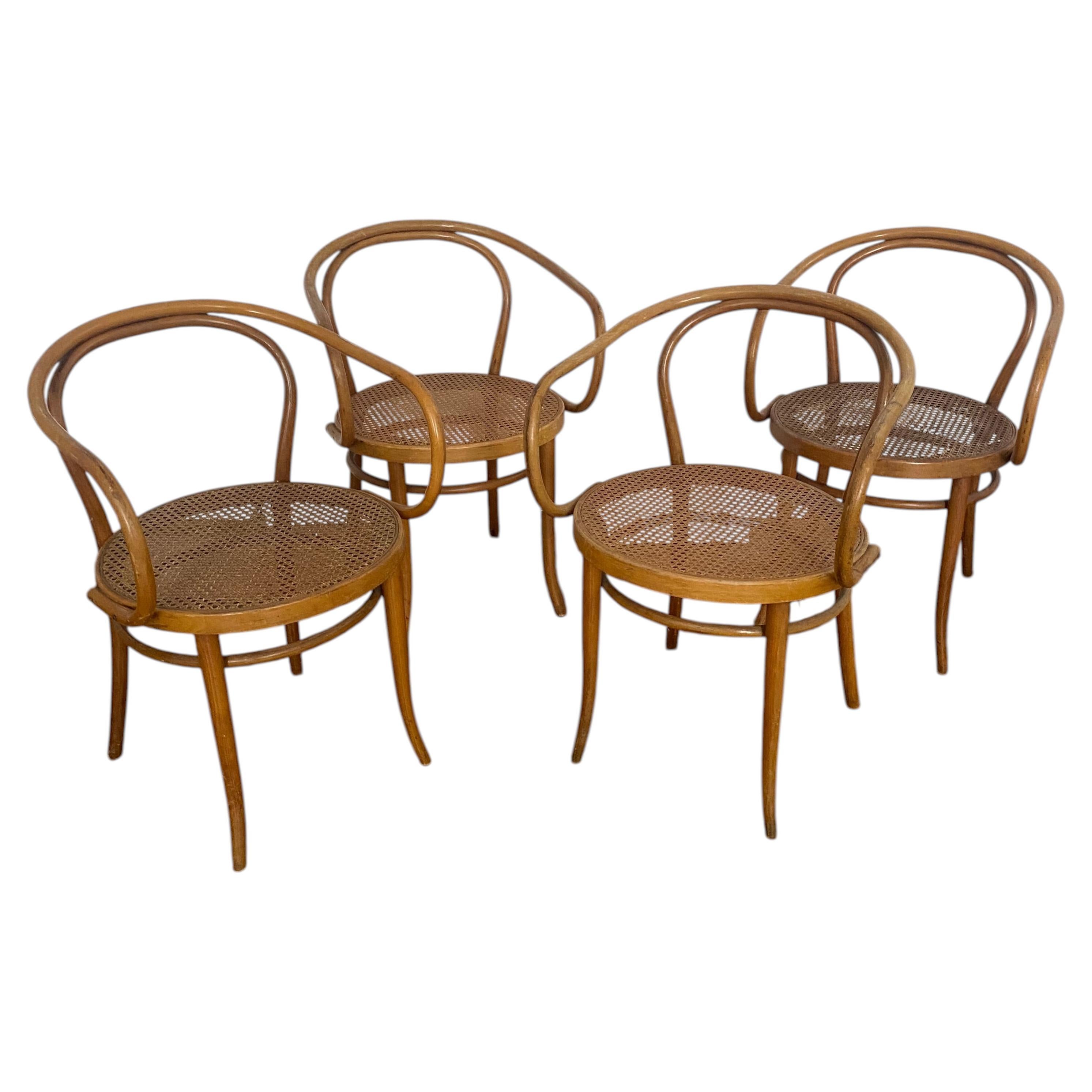 Set of Stendig B9 Bentwood Armchairs designed by Michel Thonet