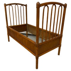 Antique Thonet bed no.5 for a child