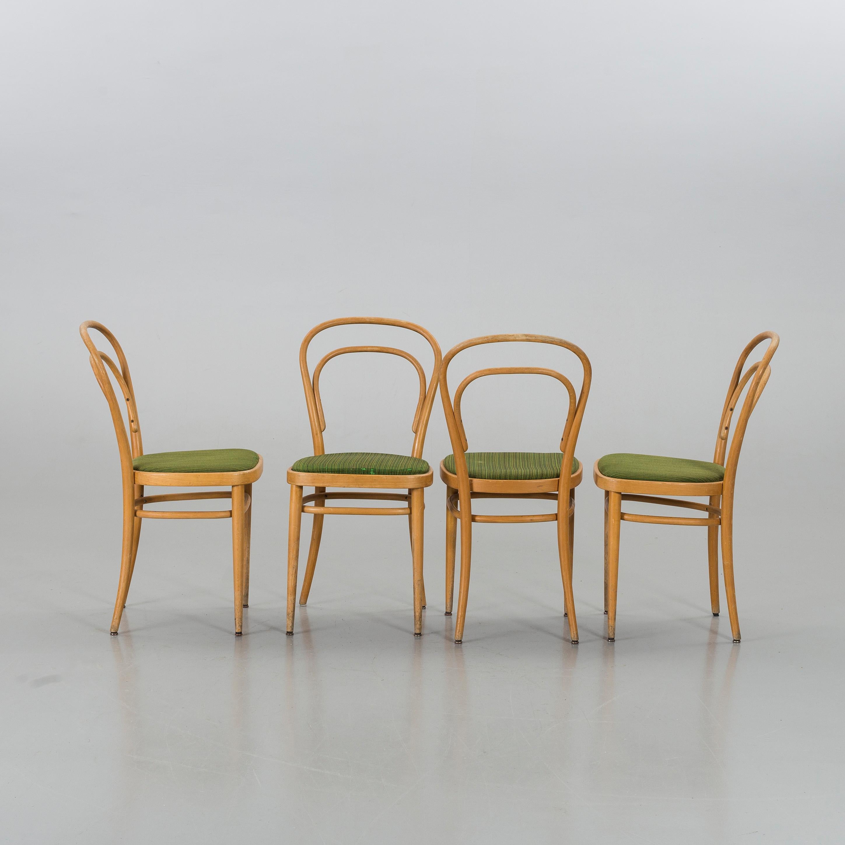 Thonet Beech Bentwood Chairs, Made in Mid-20th Century, Set of 8 1