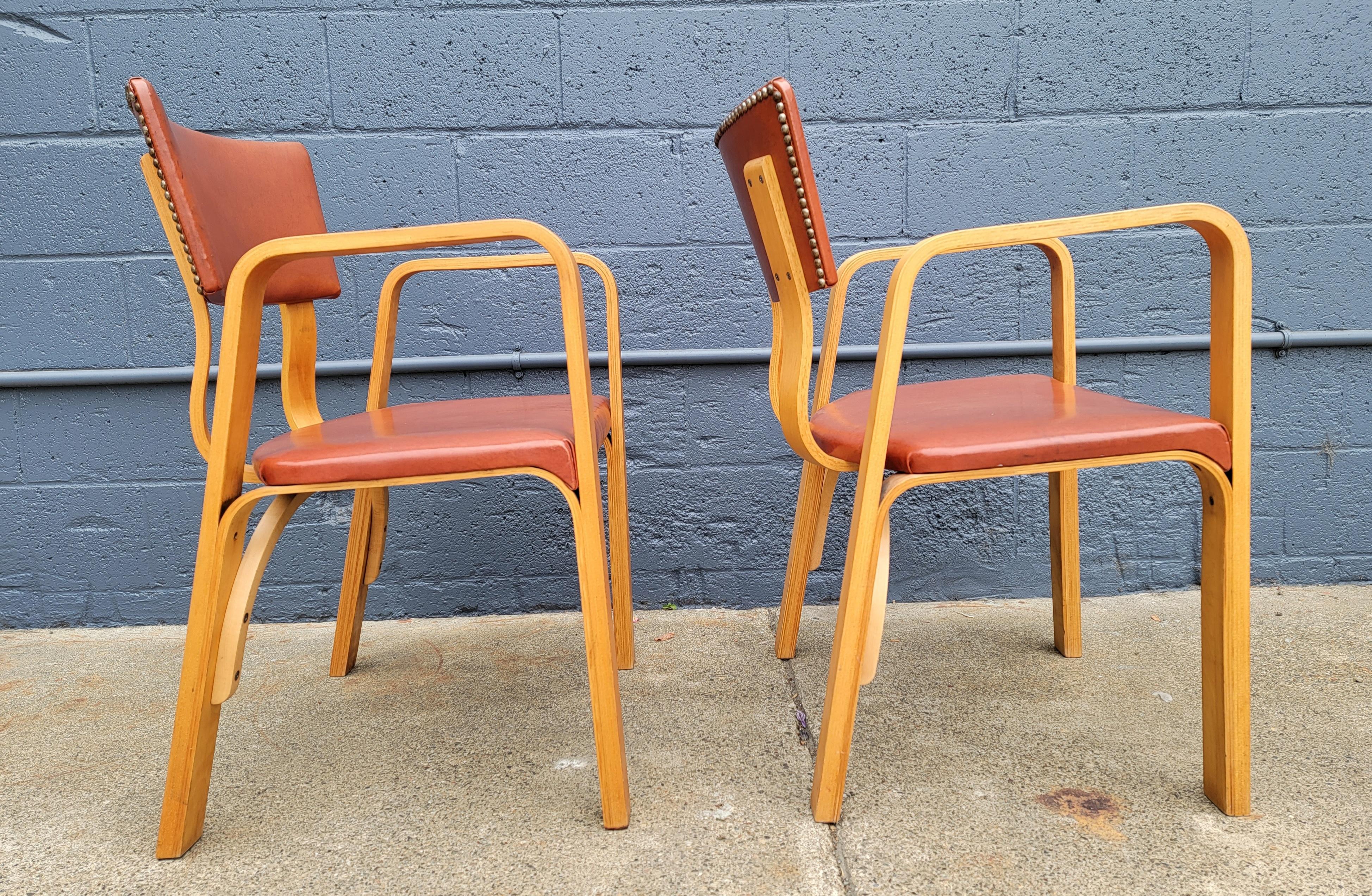 Mid-Century Modern Thonet Bentwood Armchairs, a Pair