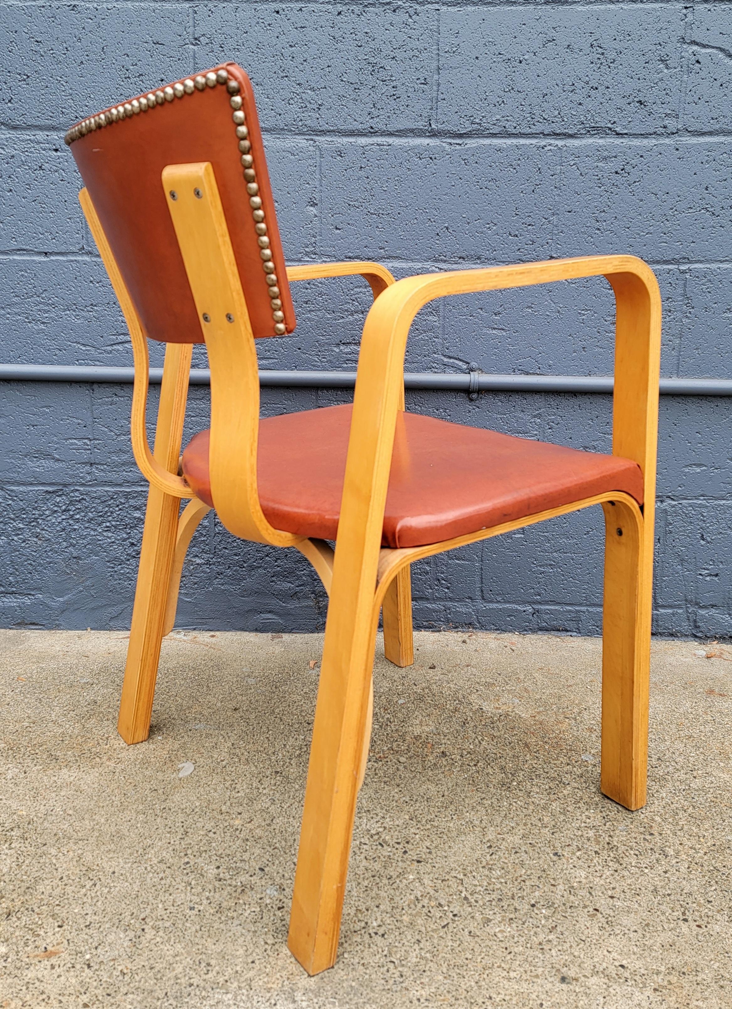 Thonet Bentwood Armchairs, a Pair 1