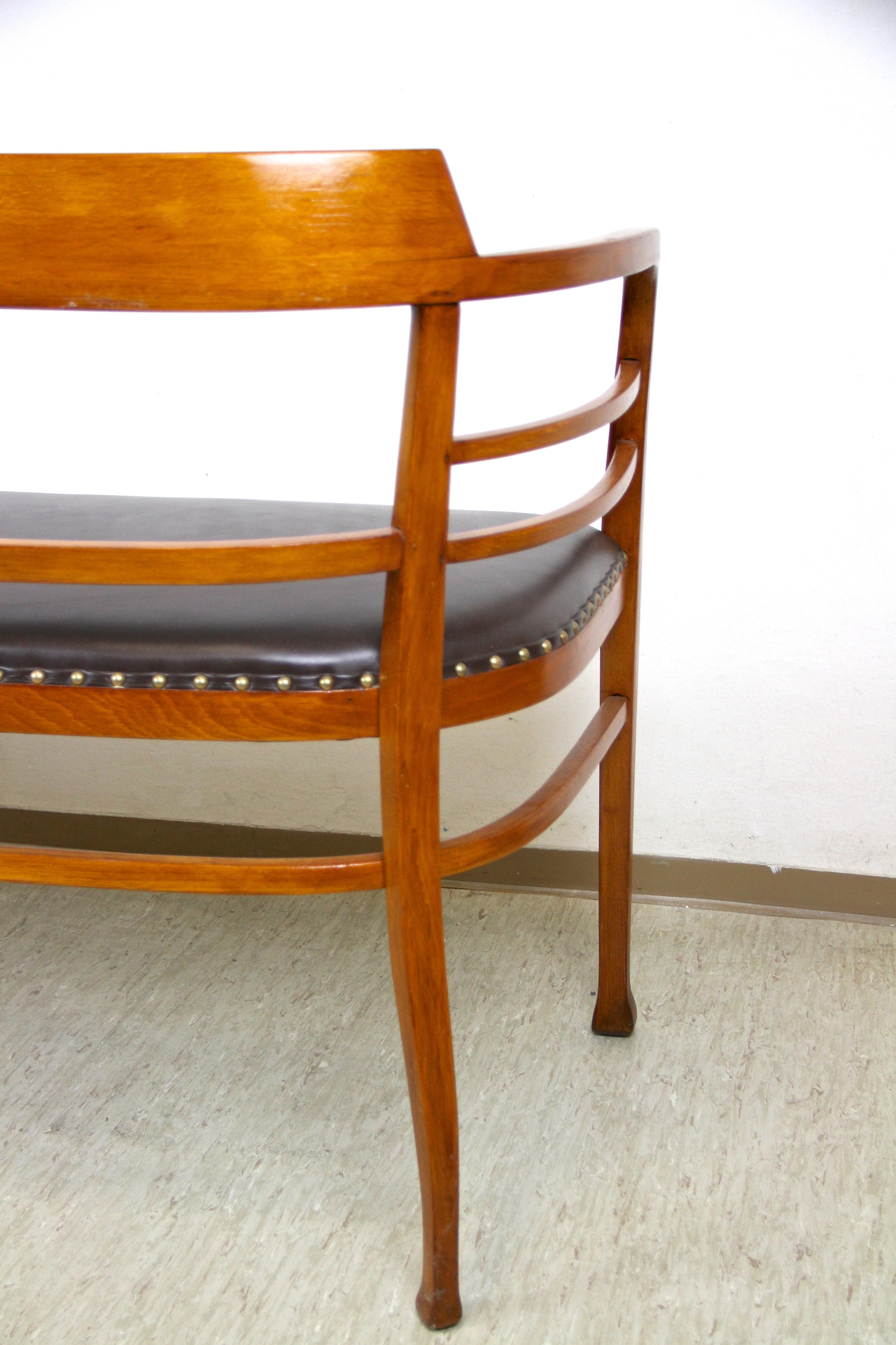 20th Century Thonet Bentwood Bench Attributed To Otto Wagner, Austria, circa 1905