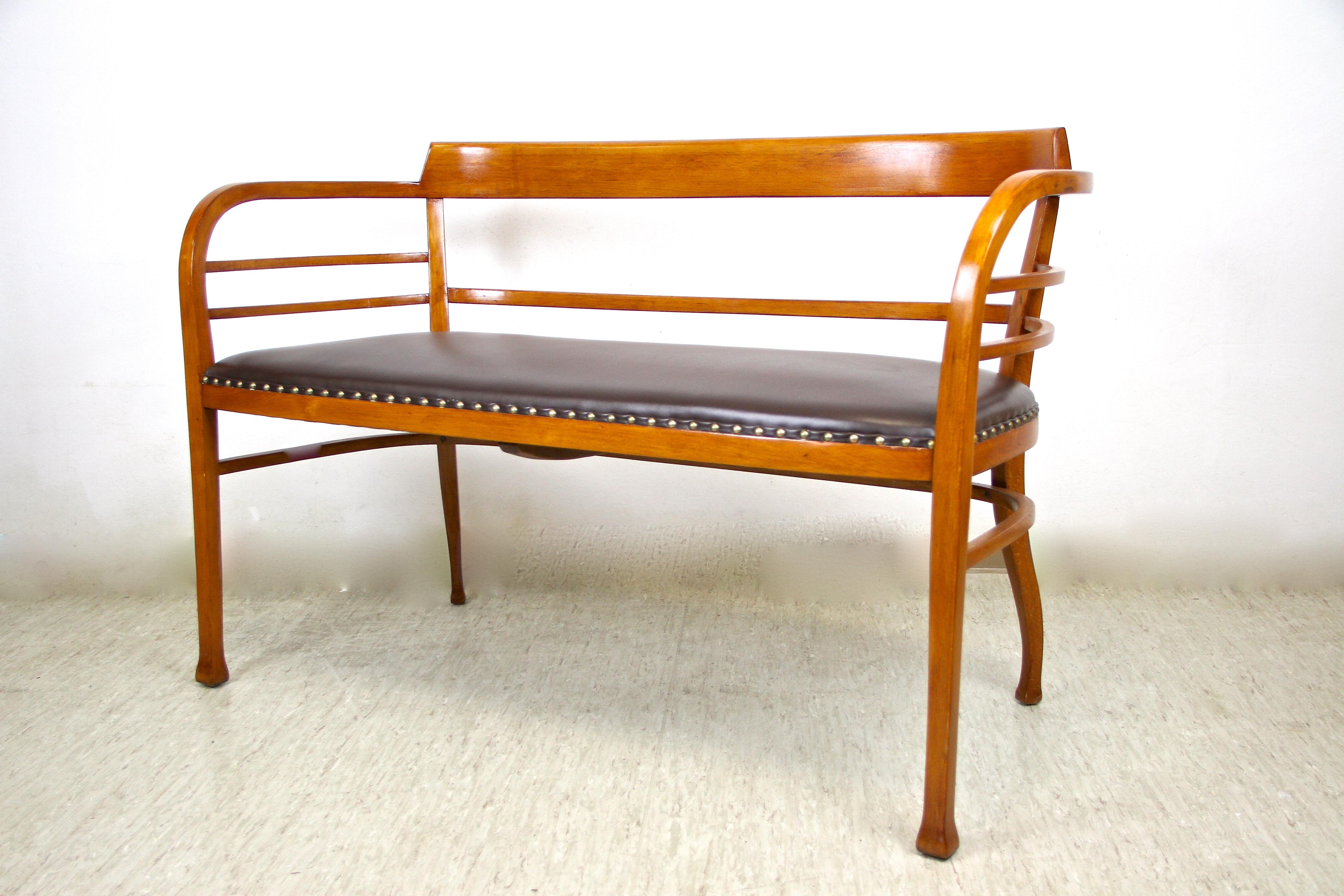 Leather Thonet Bentwood Bench Attributed To Otto Wagner, Austria, circa 1905