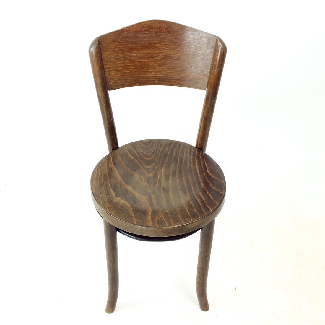 Thonet Bentwood Bistro Chair, Czechoslovakia 1940s For Sale 4