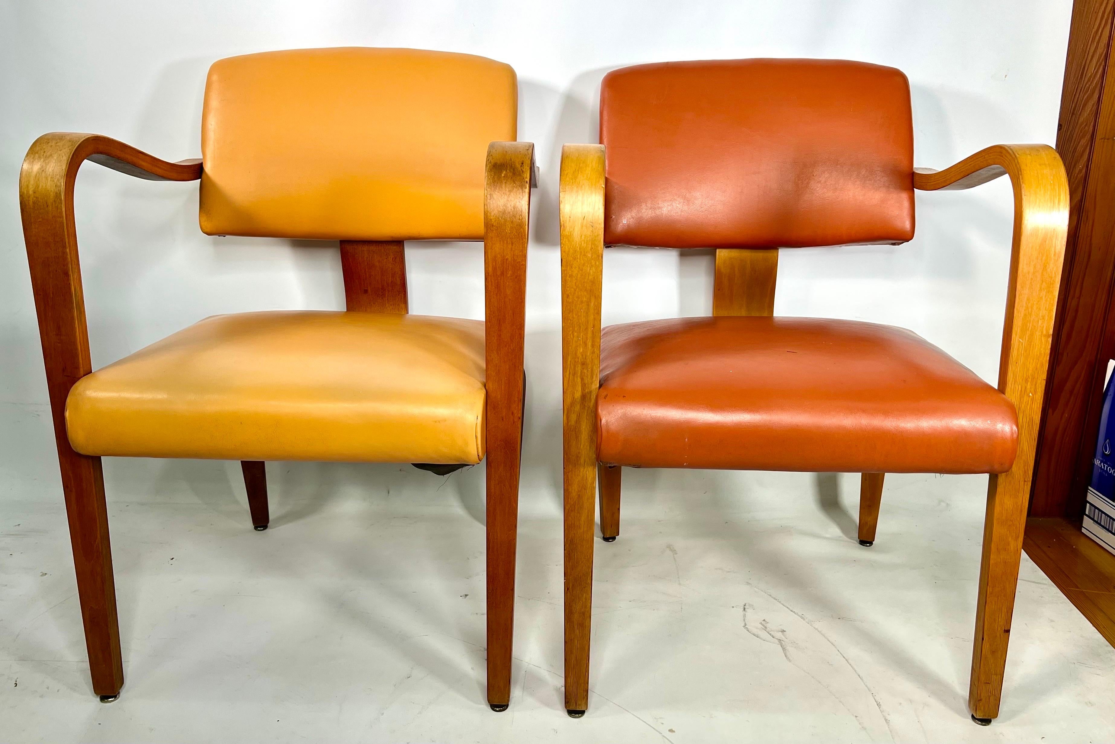 Thonet bentwood lounge chairs - a pair. This is a very nice all original pair of thonet bentwood chairs.