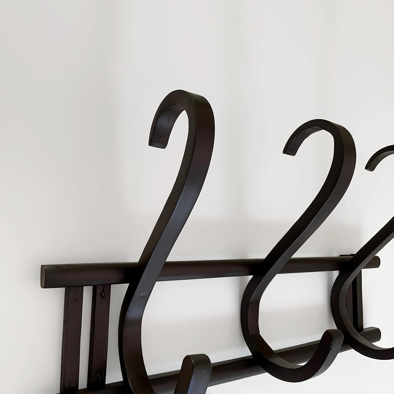 Perchero Thonet Bentwood Mid Century Madera curvada en venta