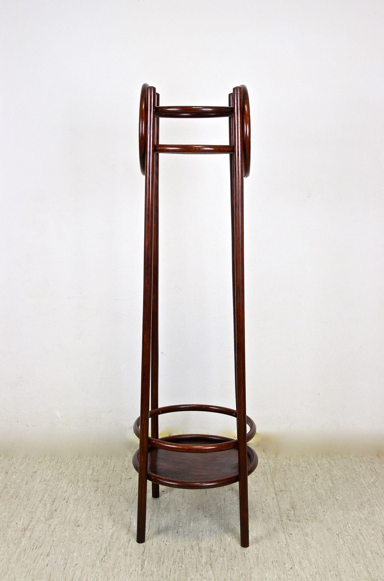 Art Nouveau Thonet Bentwood Pedestal/ Plant Stand, Austria circa 1905 For Sale