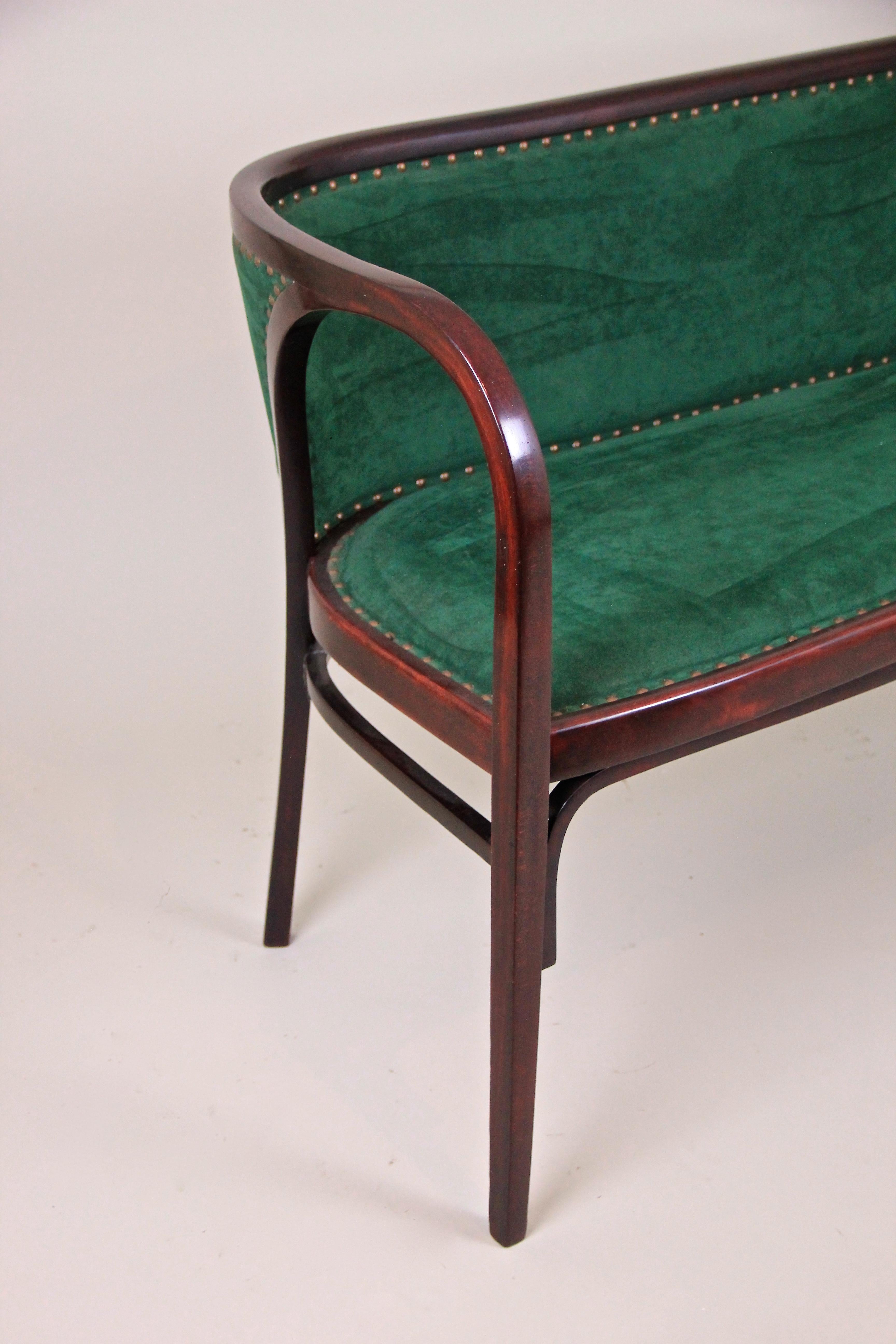 Thonet Bentwood Seating Set/ Salon Suite by M. Kammerer, Austria, circa 1910 For Sale 1