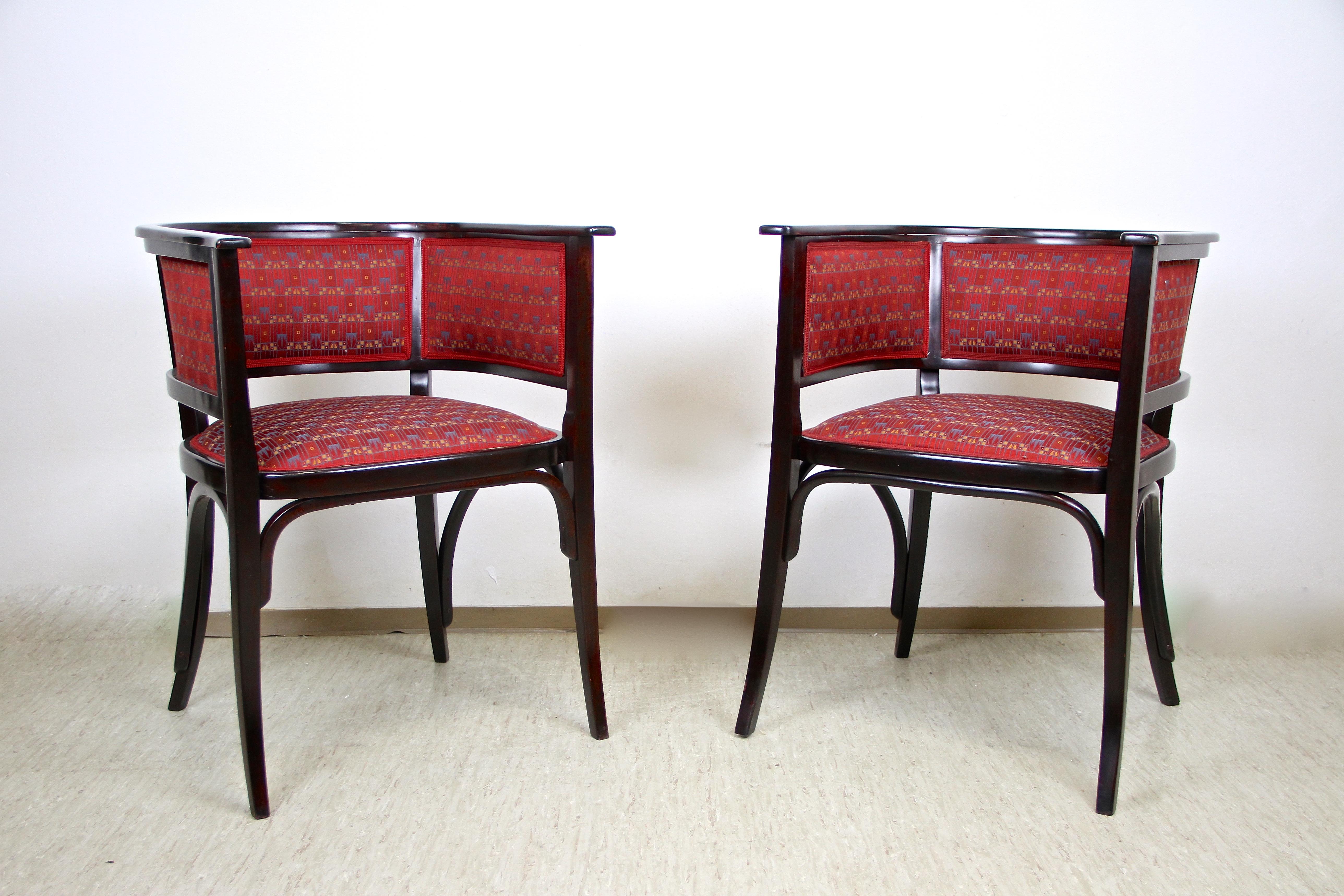 Thonet Bentwood Seating Set with Two Armchairs and Bench, Austria, circa 1910 6