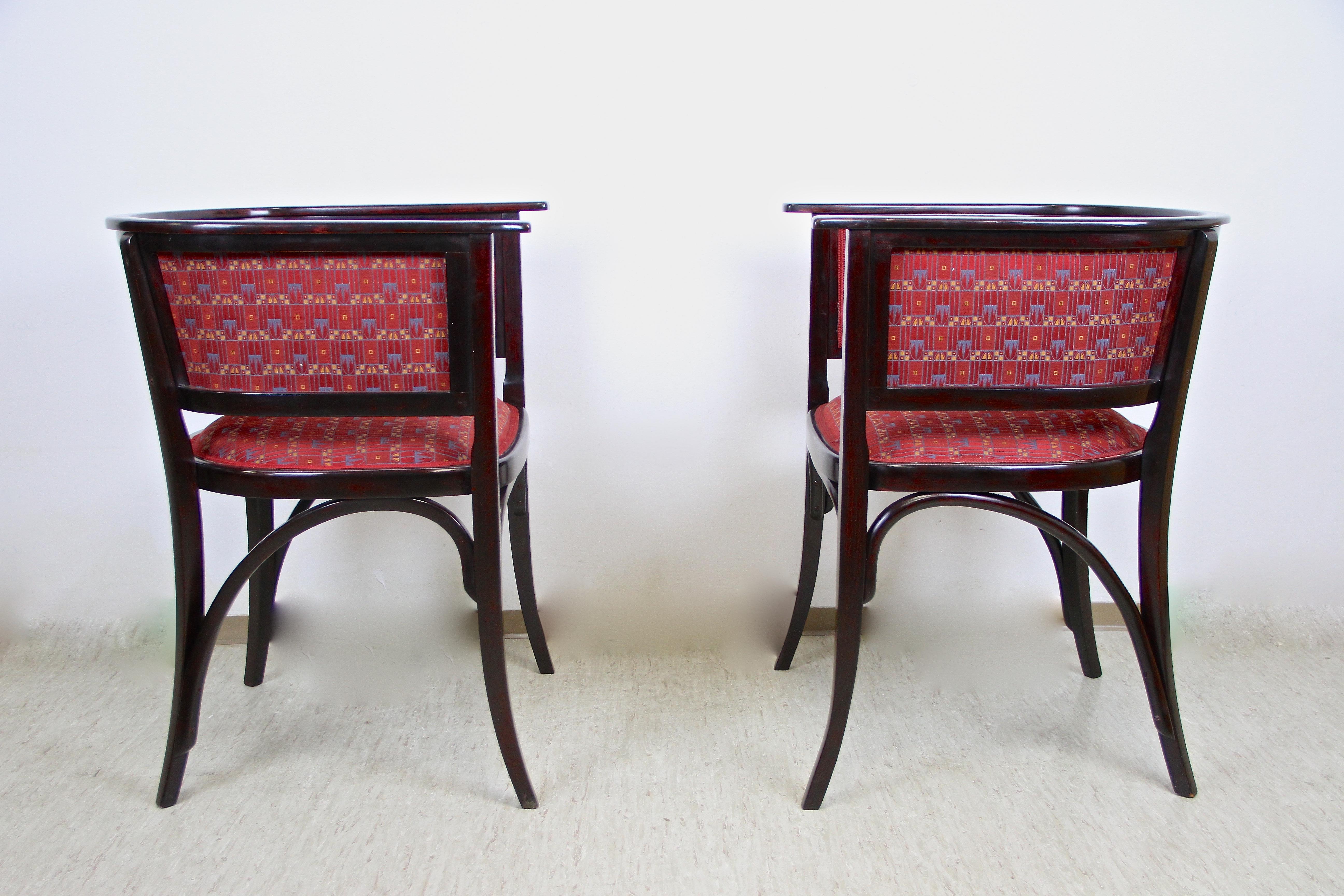 Thonet Bentwood Seating Set with Two Armchairs and Bench, Austria, circa 1910 9