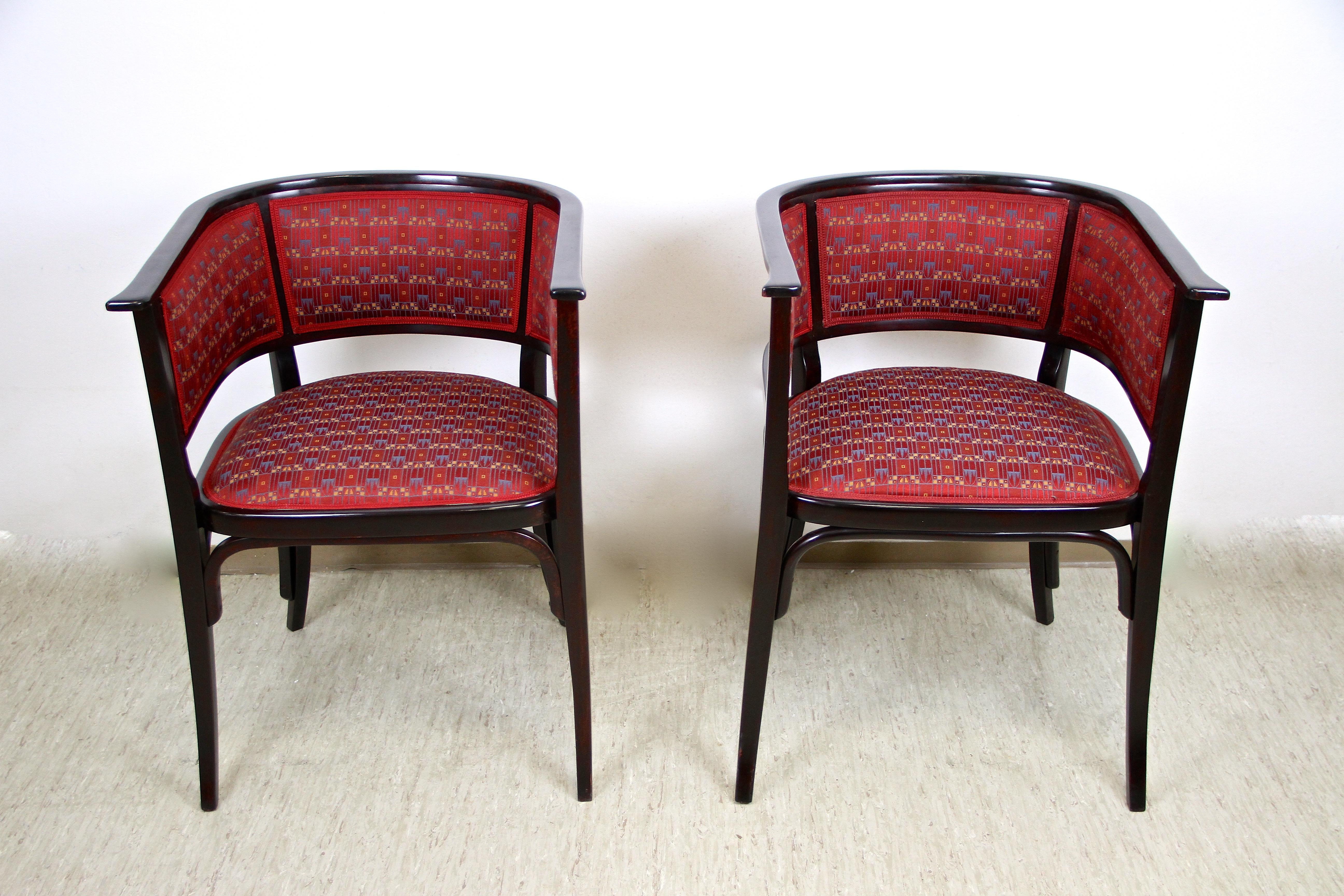 Art Nouveau Thonet Bentwood Seating Set with Two Armchairs and Bench, Austria, circa 1910