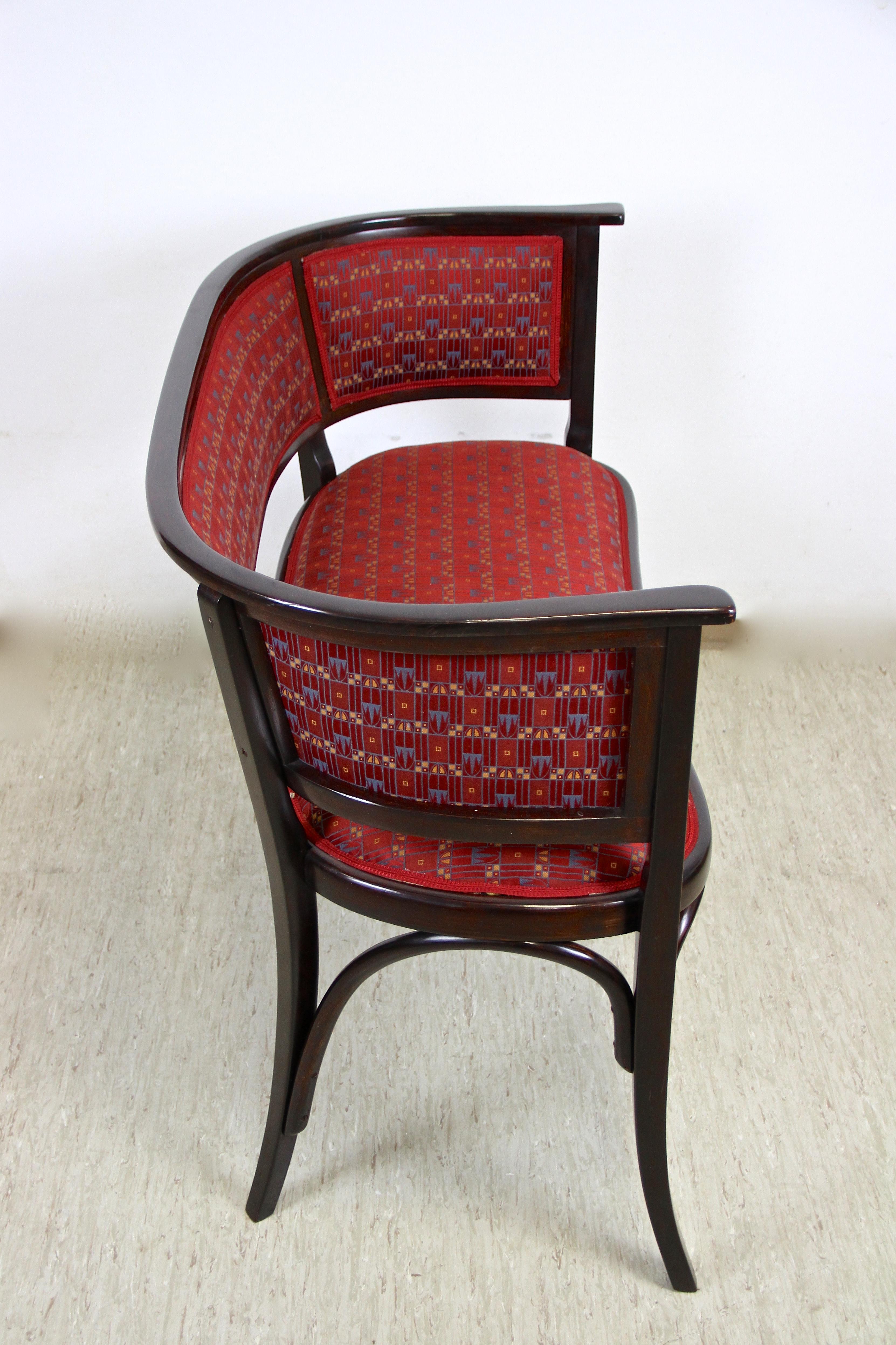 Thonet Bentwood Seating Set with Two Armchairs and Bench, Austria, circa 1910 1