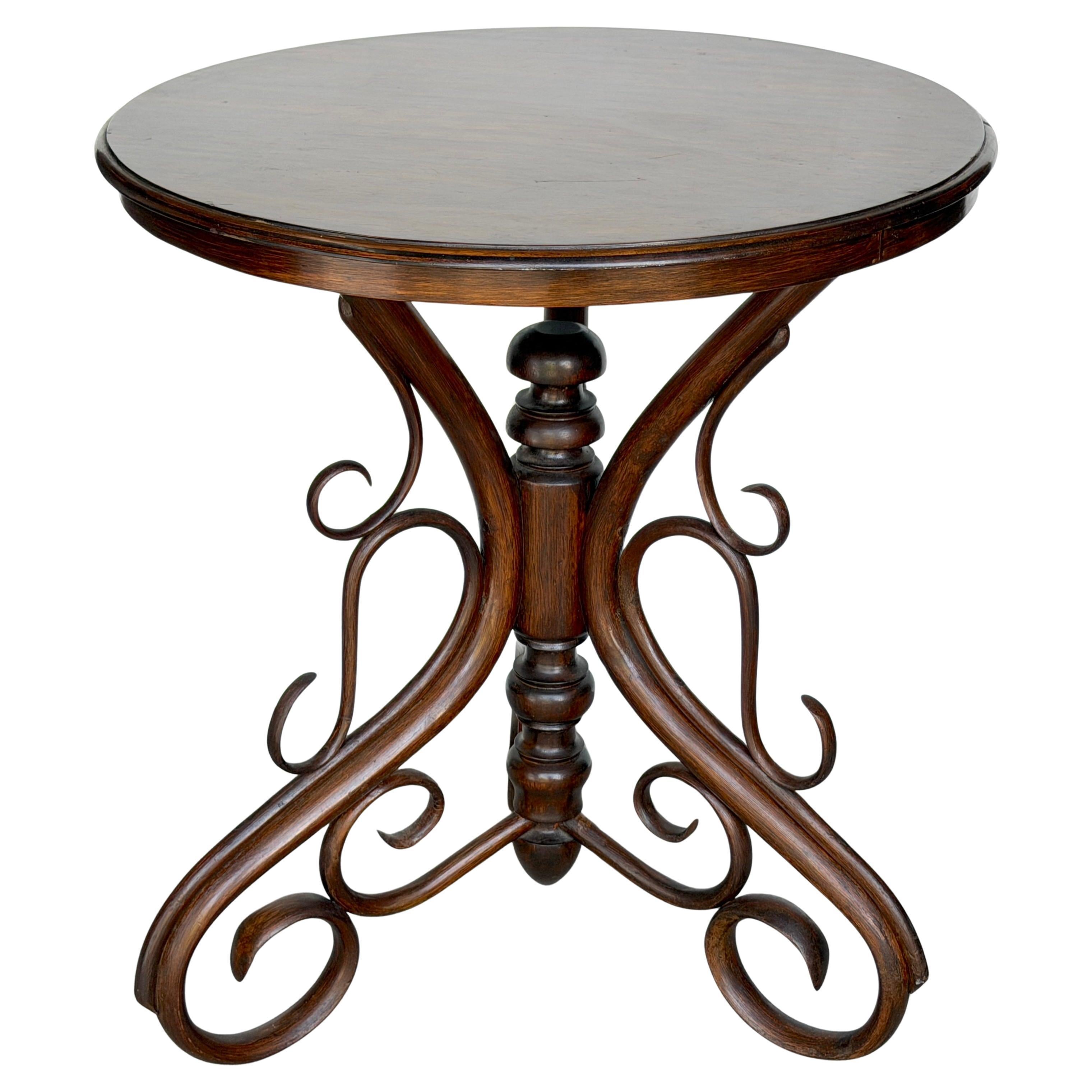 Thonet Bentwood Side Table with Scrolled Base, Austria, C. 1900-1919 For Sale