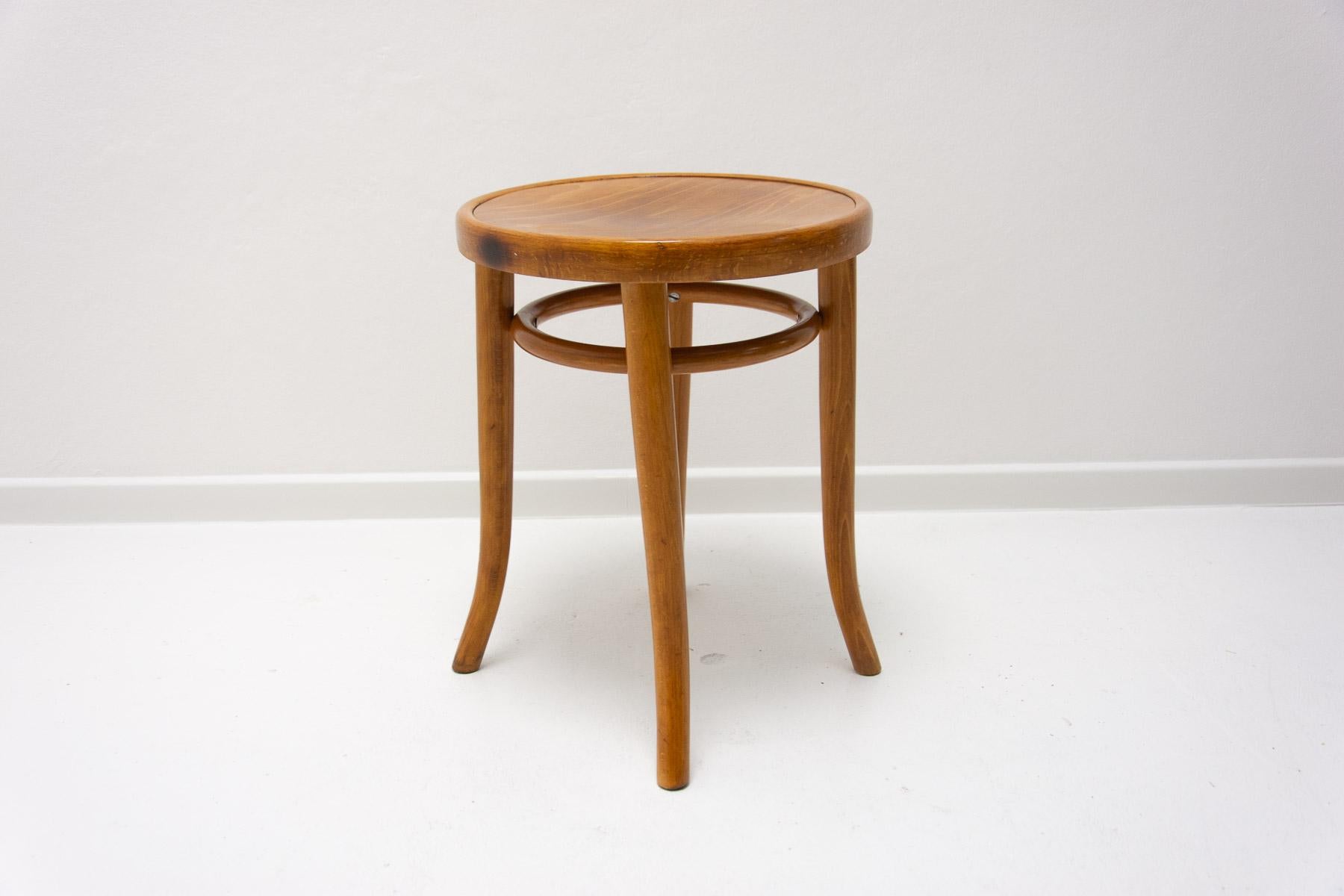 thonet stool