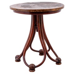 Thonet – von Michael Thonet – Beistelltisch – Buche