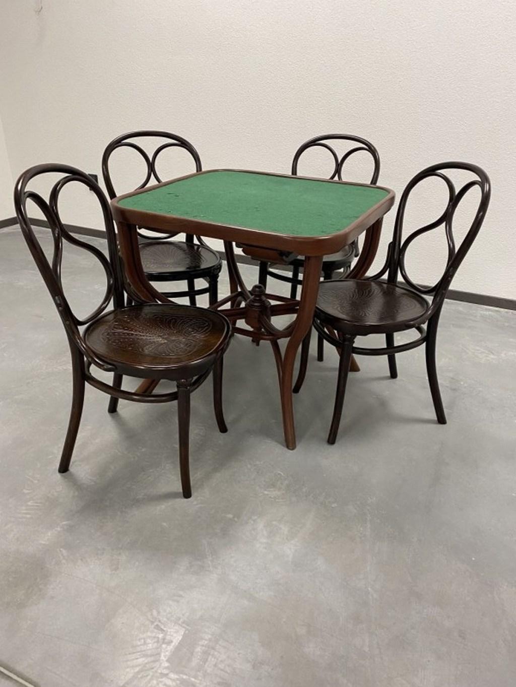 Thonet Card Table No.5 In Fair Condition In Banská Štiavnica, SK