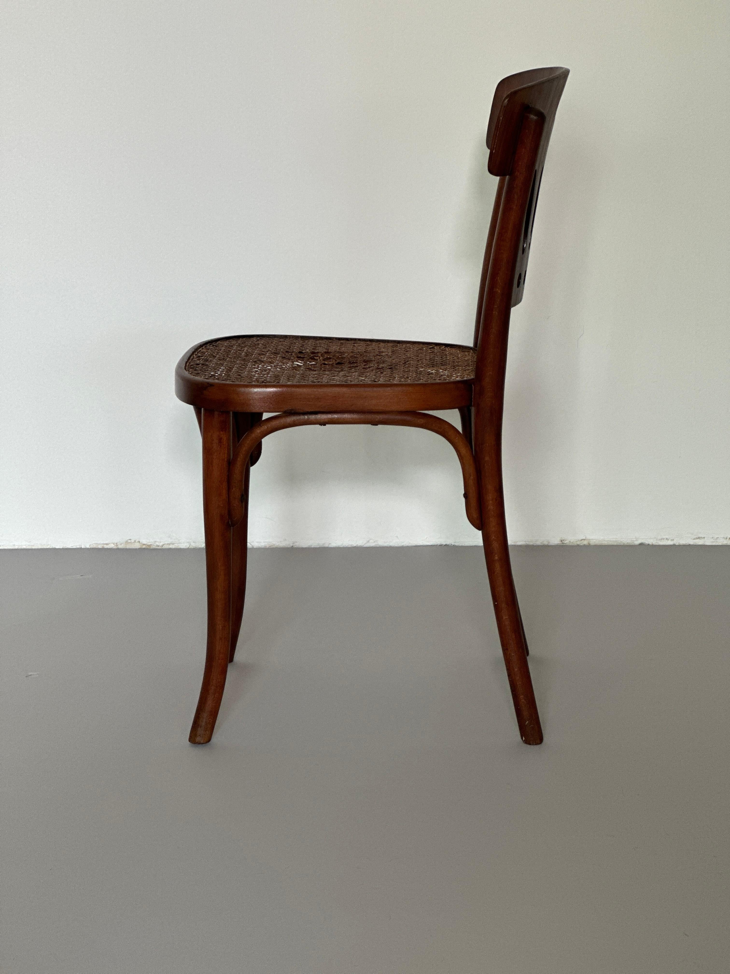 Austrian Thonet chair 1910s For Sale