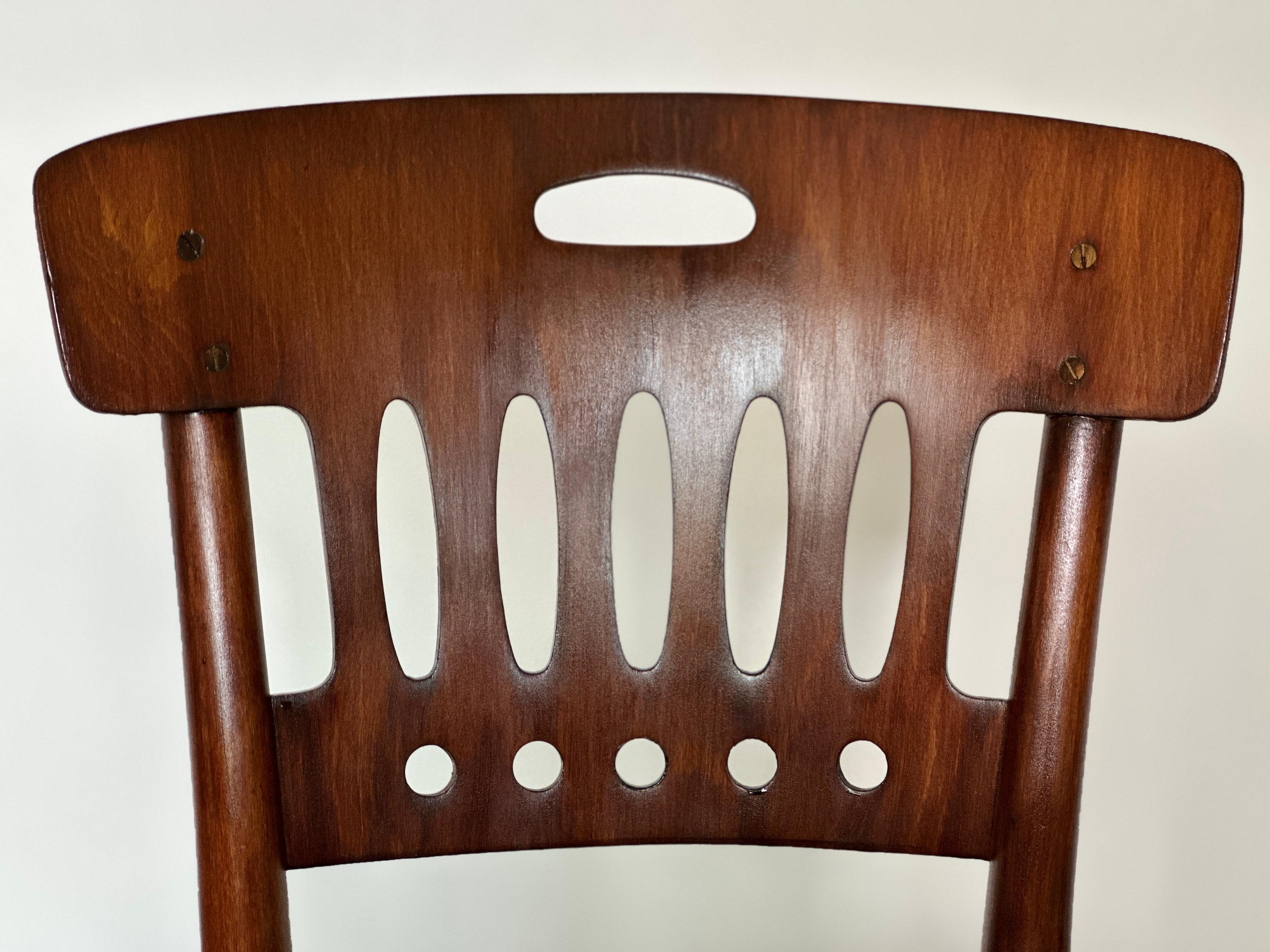 Bentwood Thonet chair 1910s For Sale