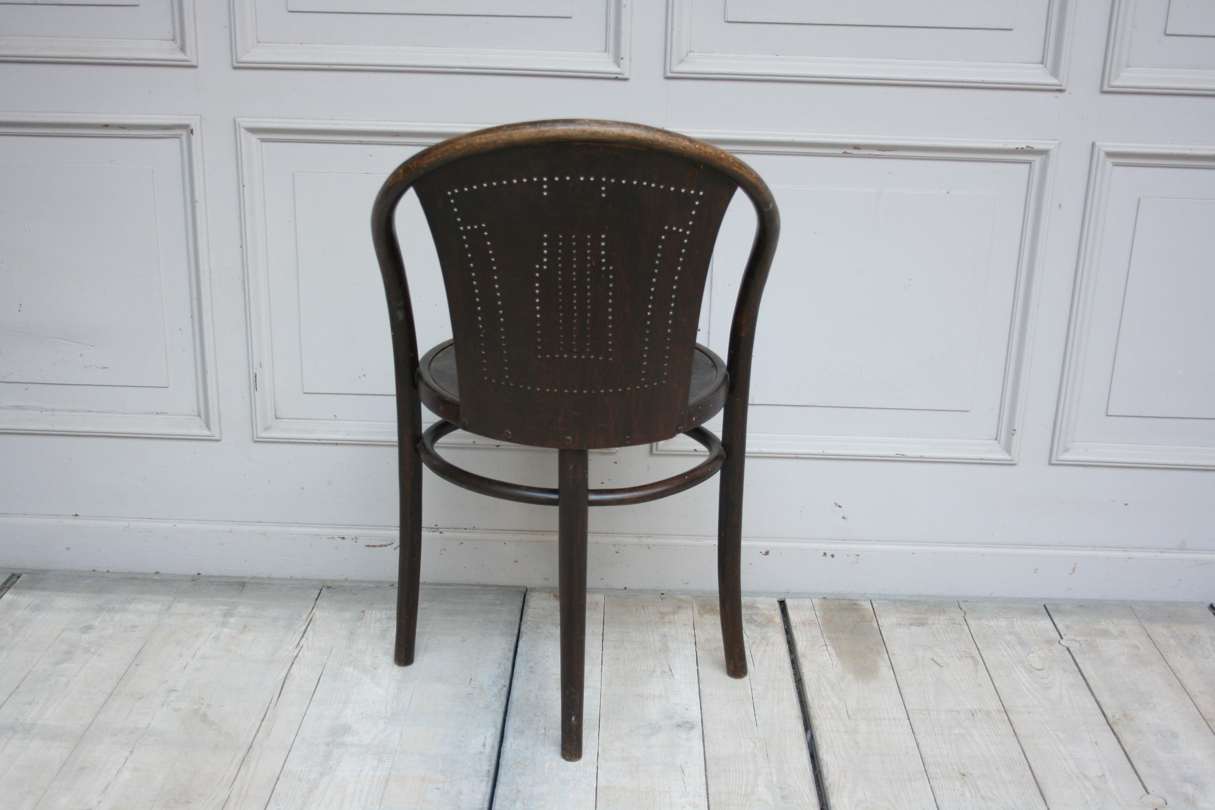 Other Thonet Chair Model 47, by Michael Thonet for Thonet, circa 1911 For Sale
