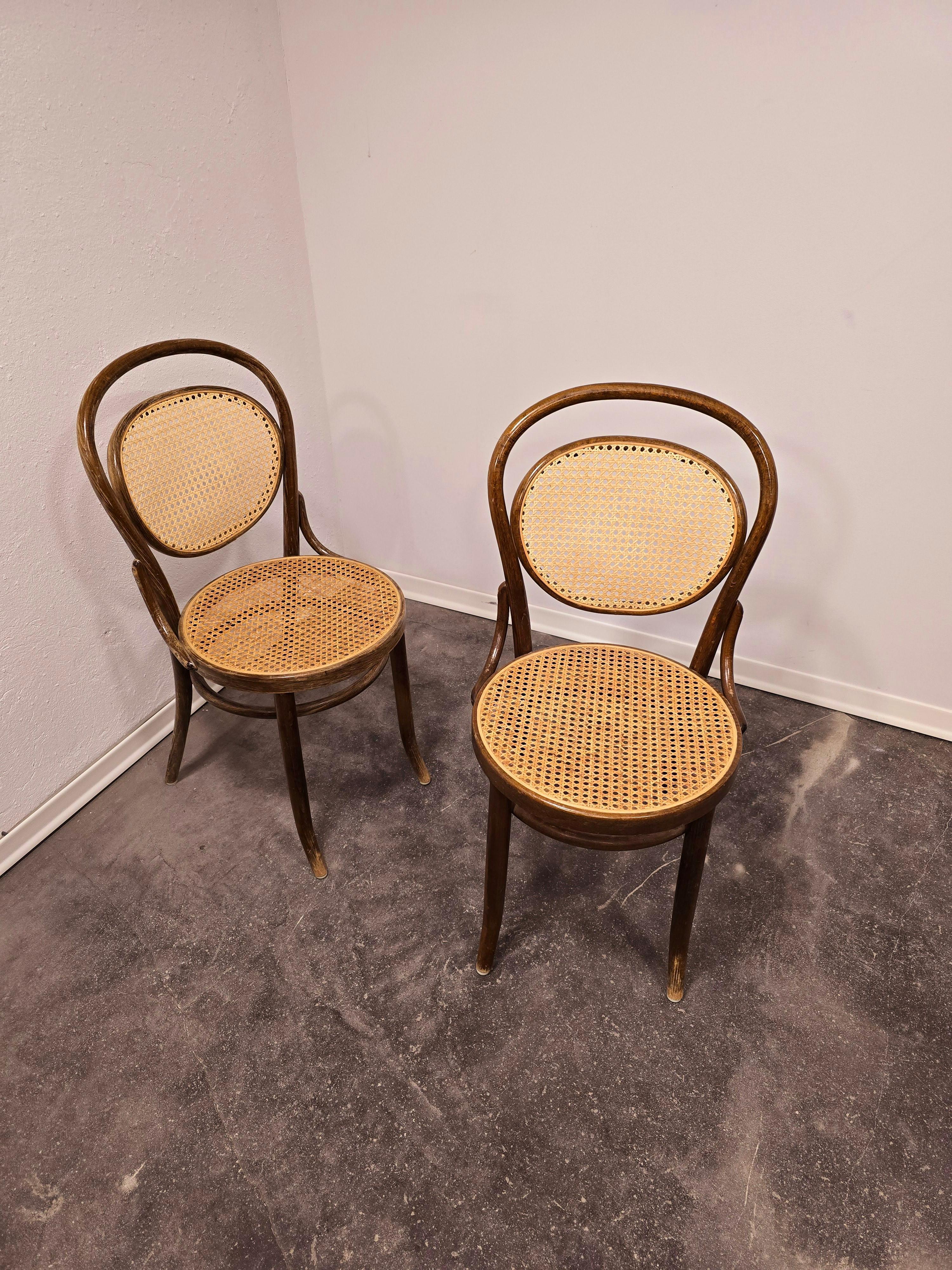 Mid-Century moderno Sedia Thonet N. 15, anni '60, 1 di 2 in vendita