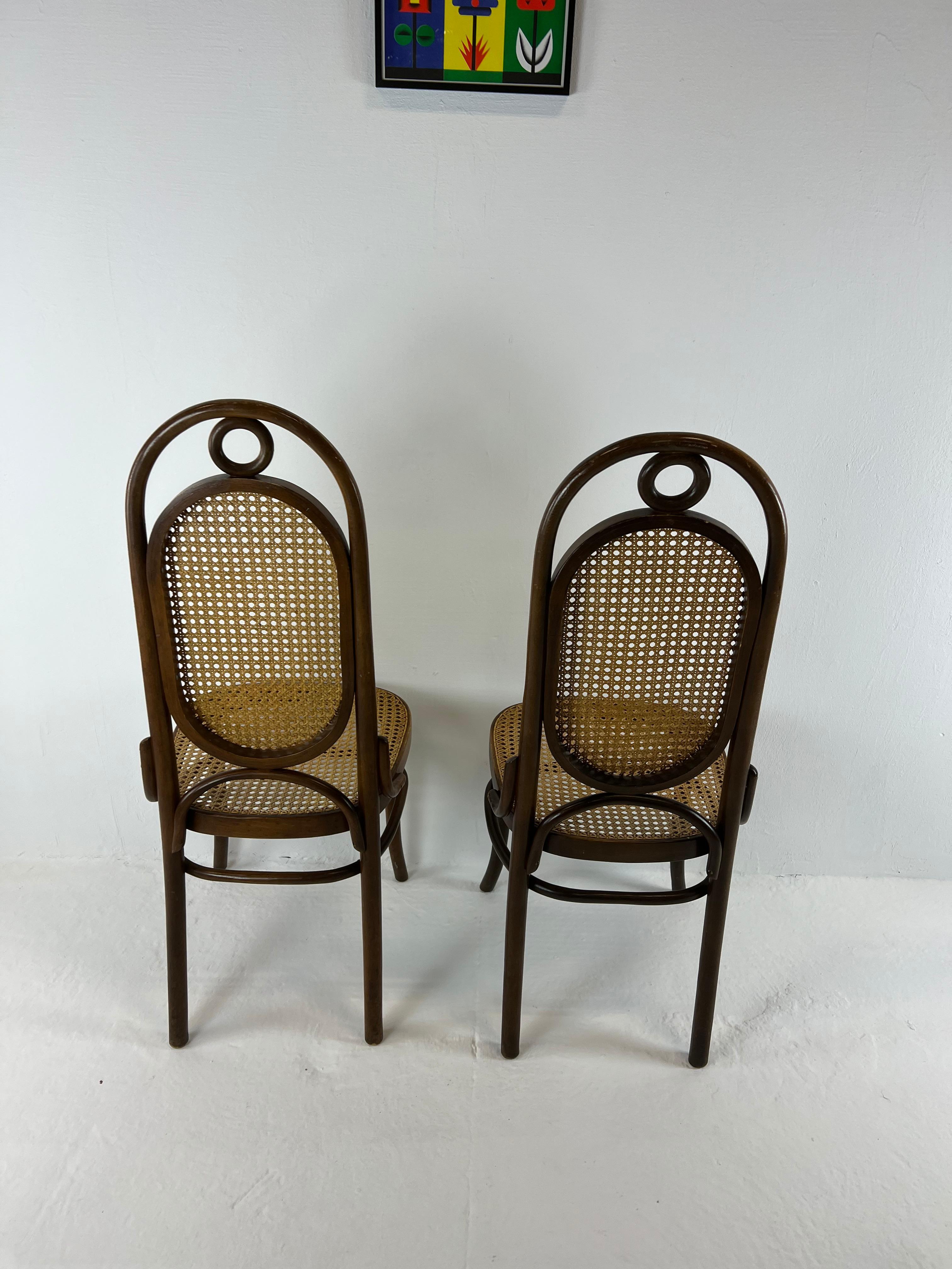Thonet Chairs n° 17 4