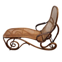 Thonet Chaise Longue Sofa No. 2, Bent Beech Wood, Art Nouveau, Austria