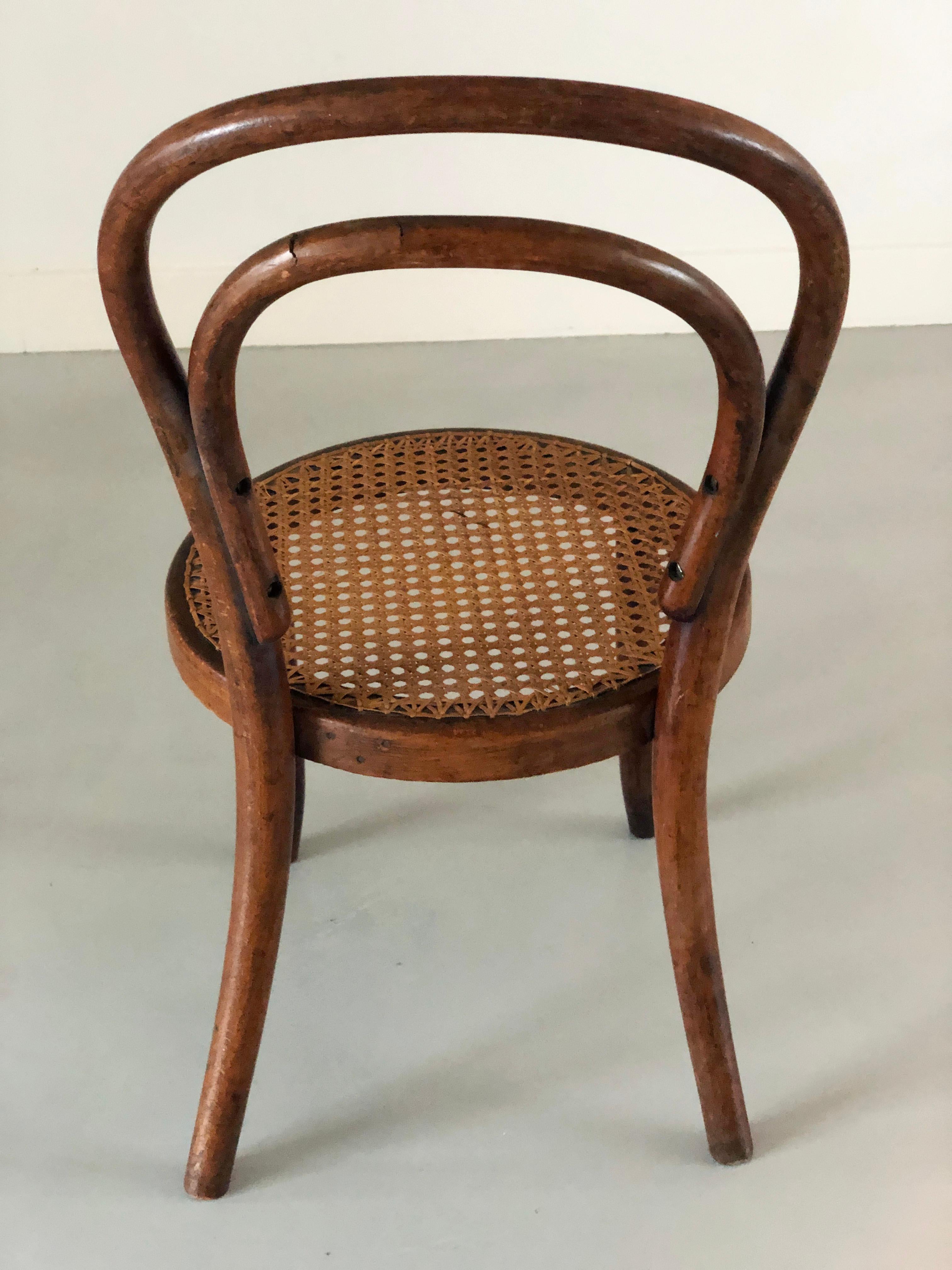 Austrian Thonet Child Chair No14 webbing seat / Vienna / Bentwood / 1859 For Sale