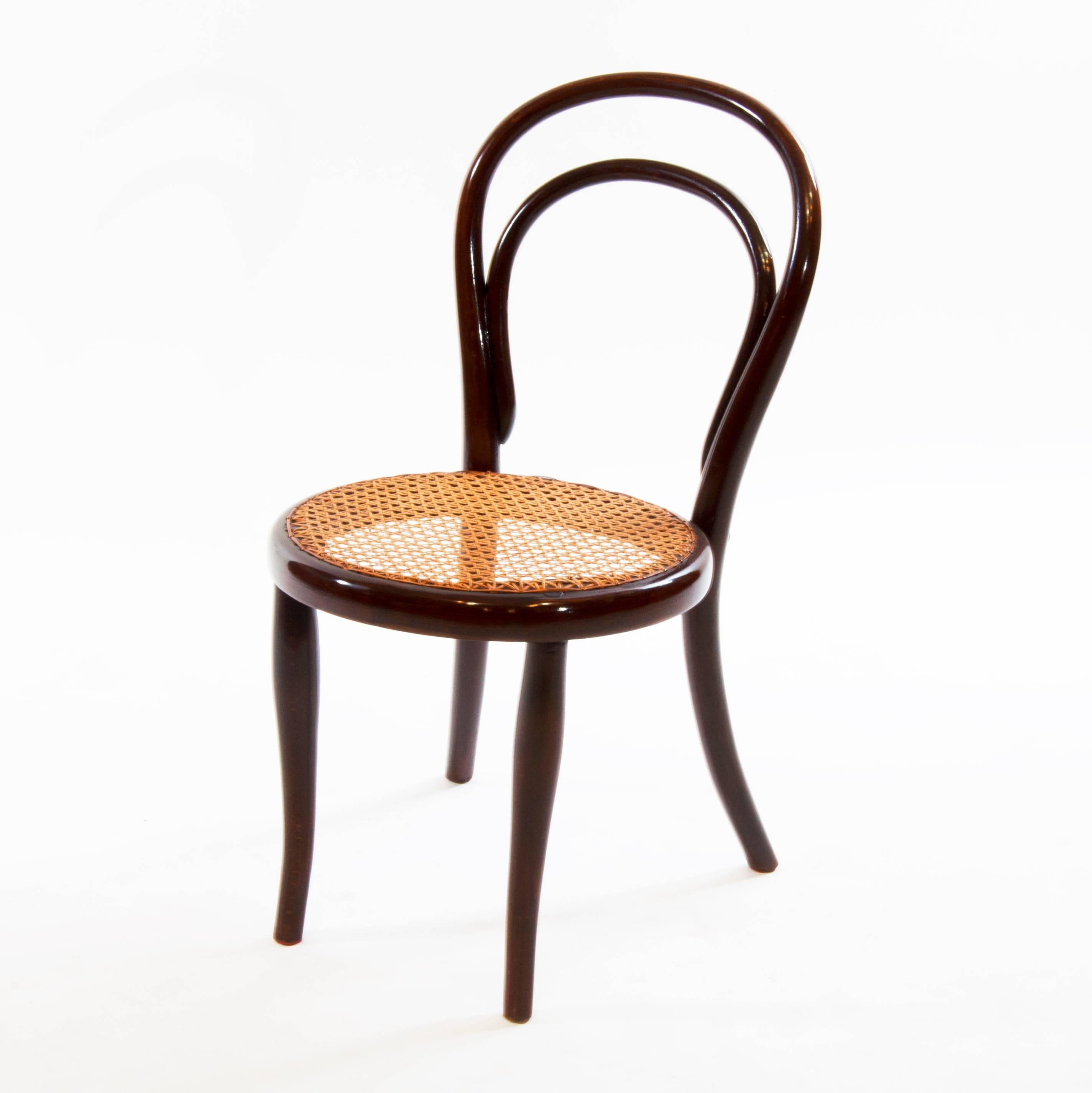 Late 19th Century Thonet Children Bentwood Chair No. 1 For Sale