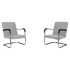 Sillones voladizos Thonet de acero cromado Años 30 Época Bauhaus de mediados de siglo.