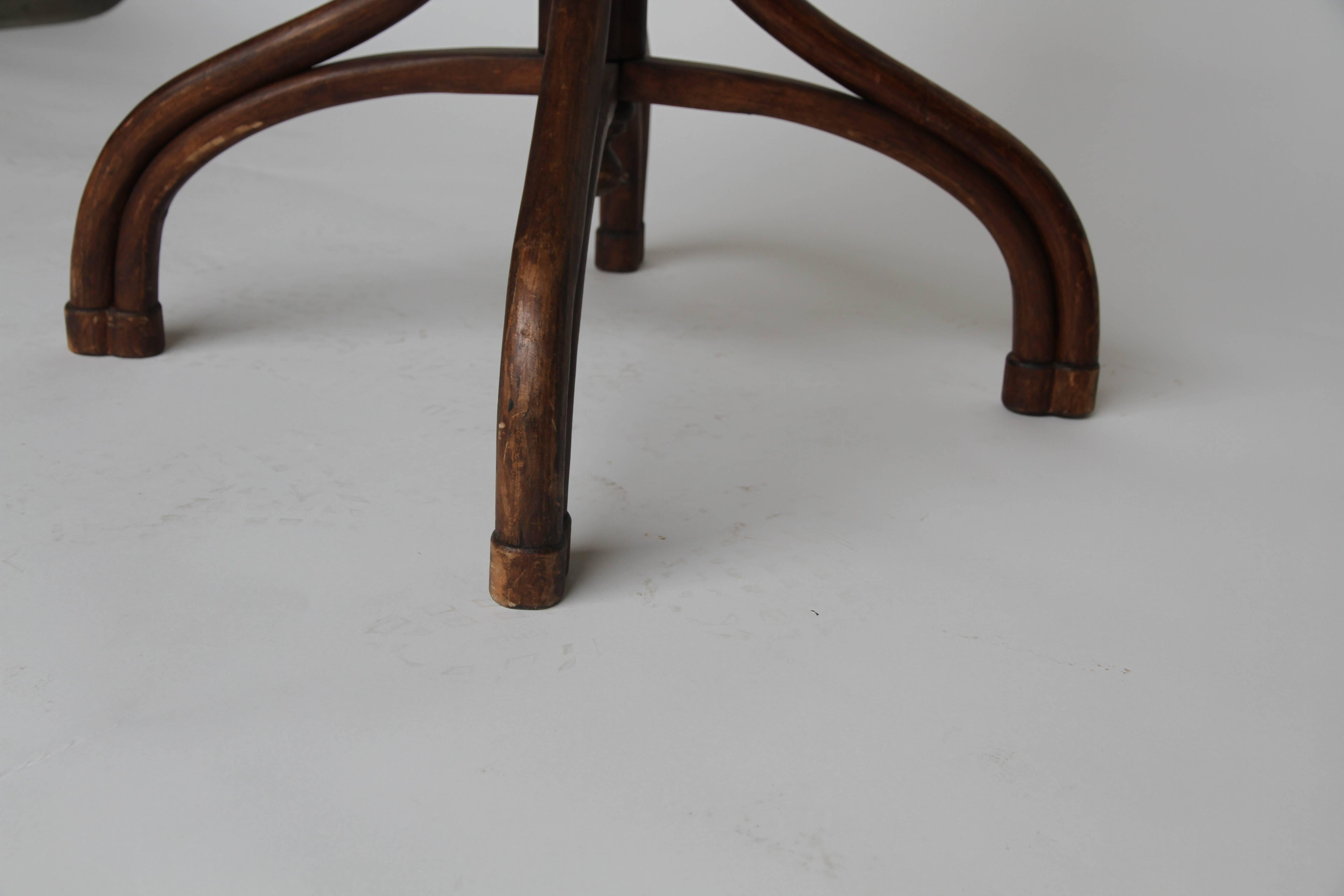 Thonet Coat Rack, Bentwood In Good Condition In Houston, TX