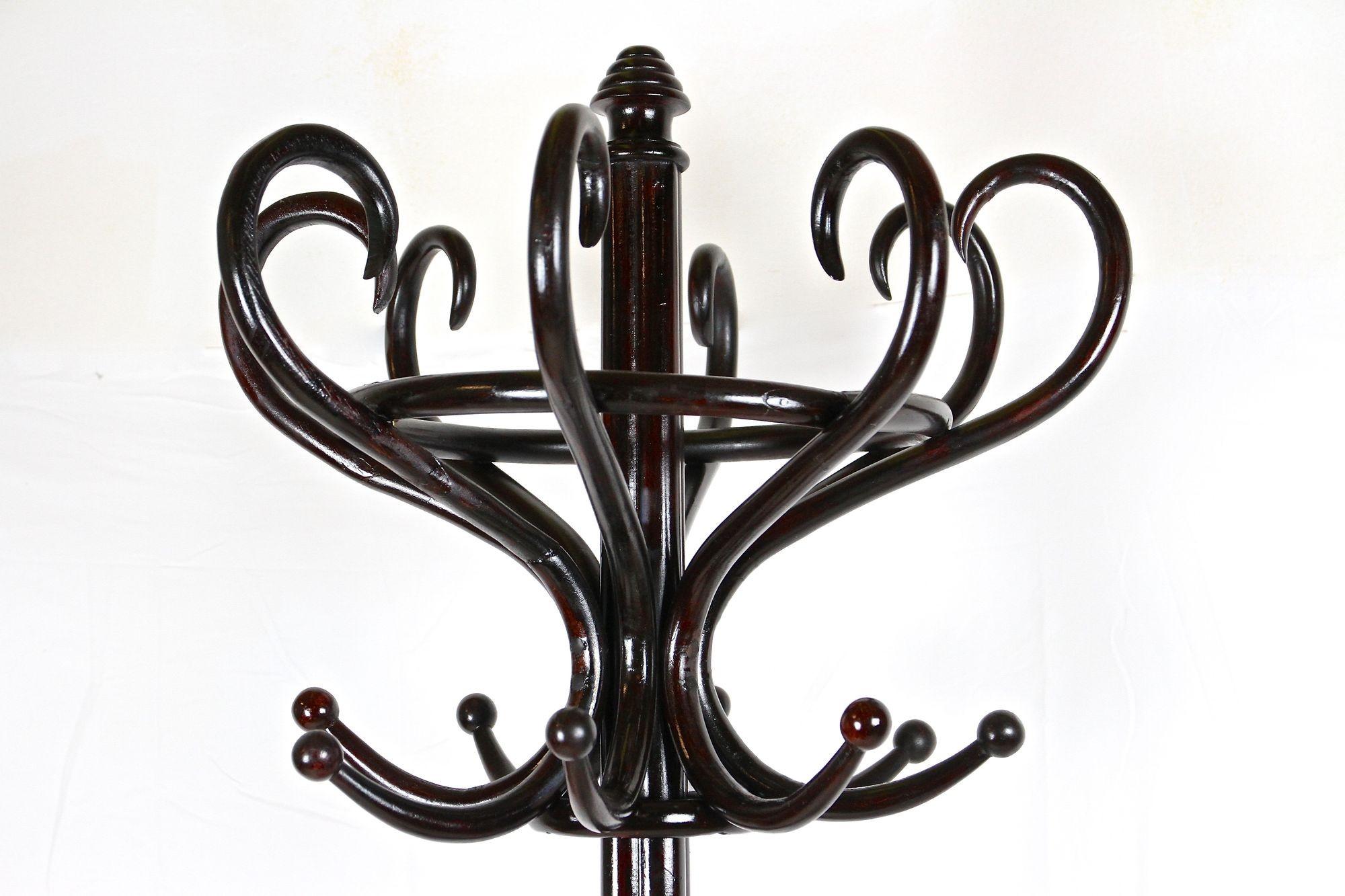 Austrian Thonet Coat Rack/ Wardrobe Stand Bentwood Polished, Art Nouveau, AT ca. 1905 For Sale