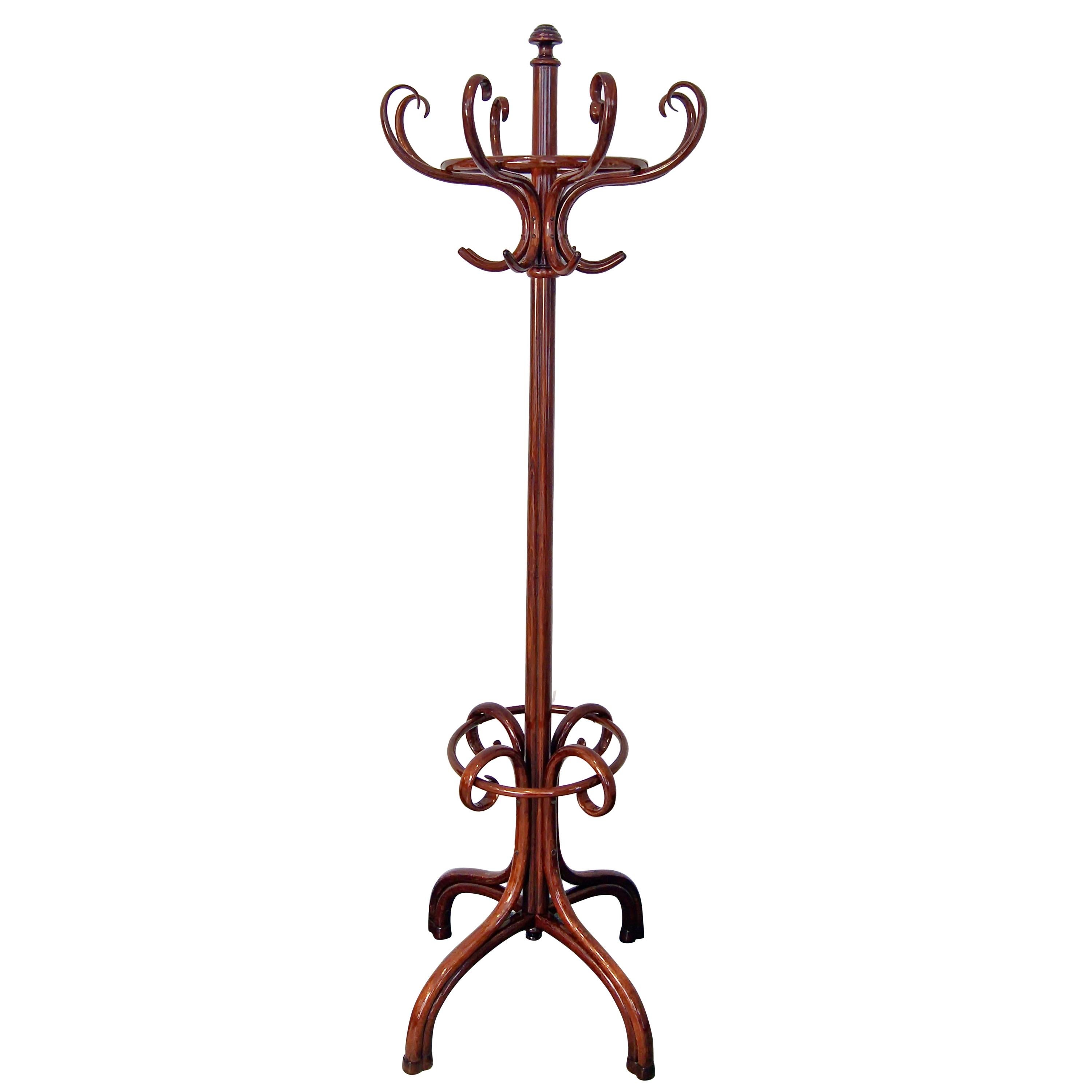 Thonet Coat-Tree Coat Rack Number 1 Bentwood Mahogany Stained, circa 1904