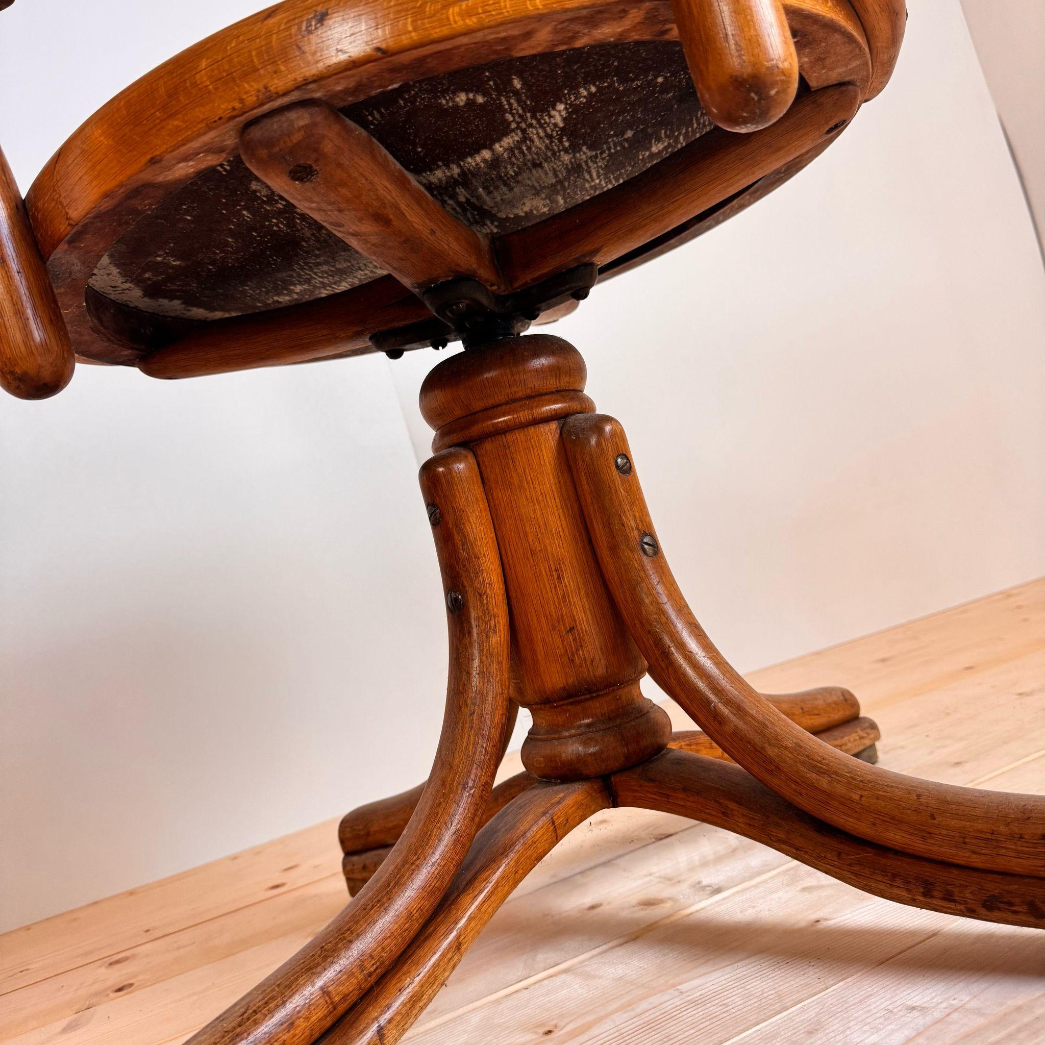 Hêtre Chaise de bureau Thonet en hêtre, fin du 19e siècle en vente