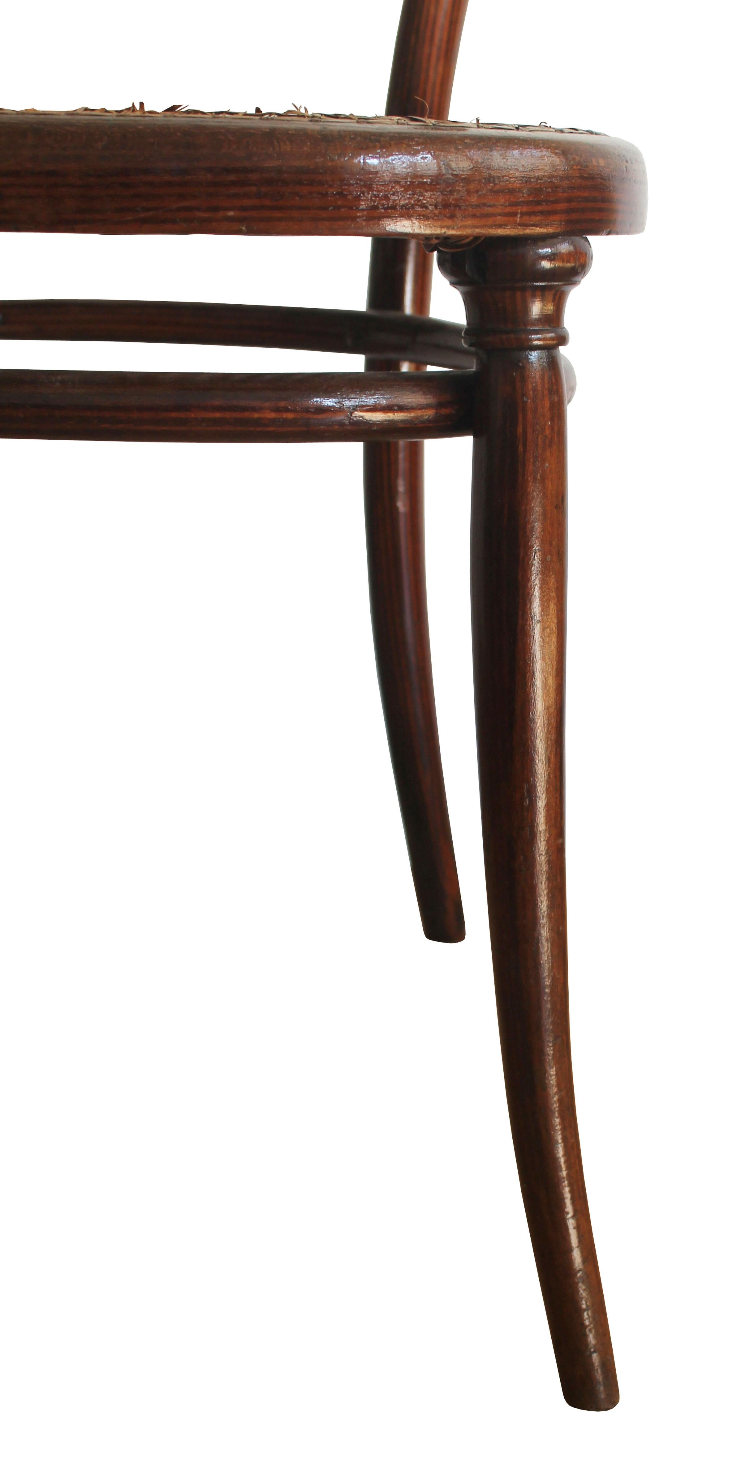 Thonet Dining Chair Model No.10 from the 1880's In Good Condition For Sale In Brno, CZ