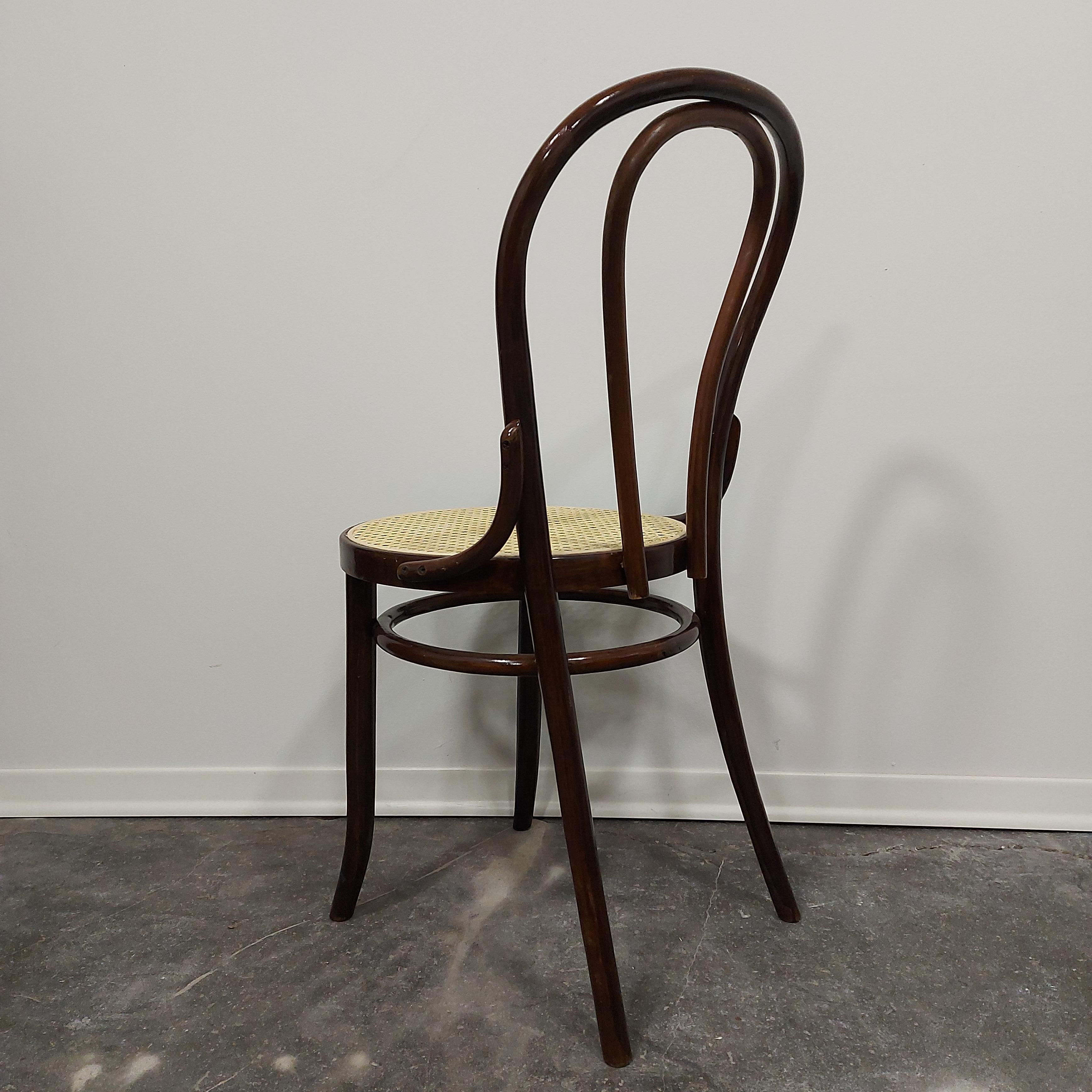 Thonet Esszimmerstuhl Nr. 18 „Wide“, 1970er Jahre (Gehstock) im Angebot