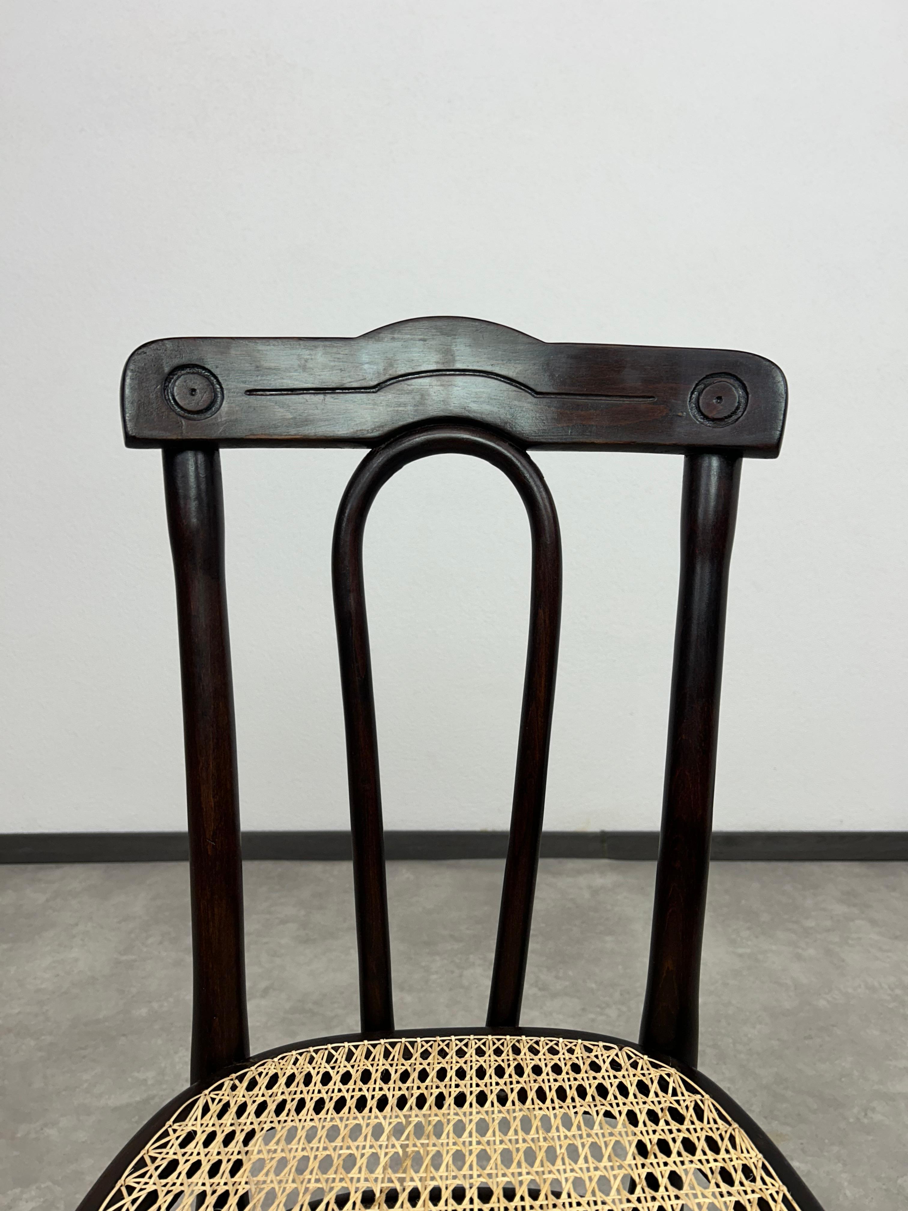 Sedia da pranzo Thonet n.103 In condizioni ottime in vendita a Banská Štiavnica, SK