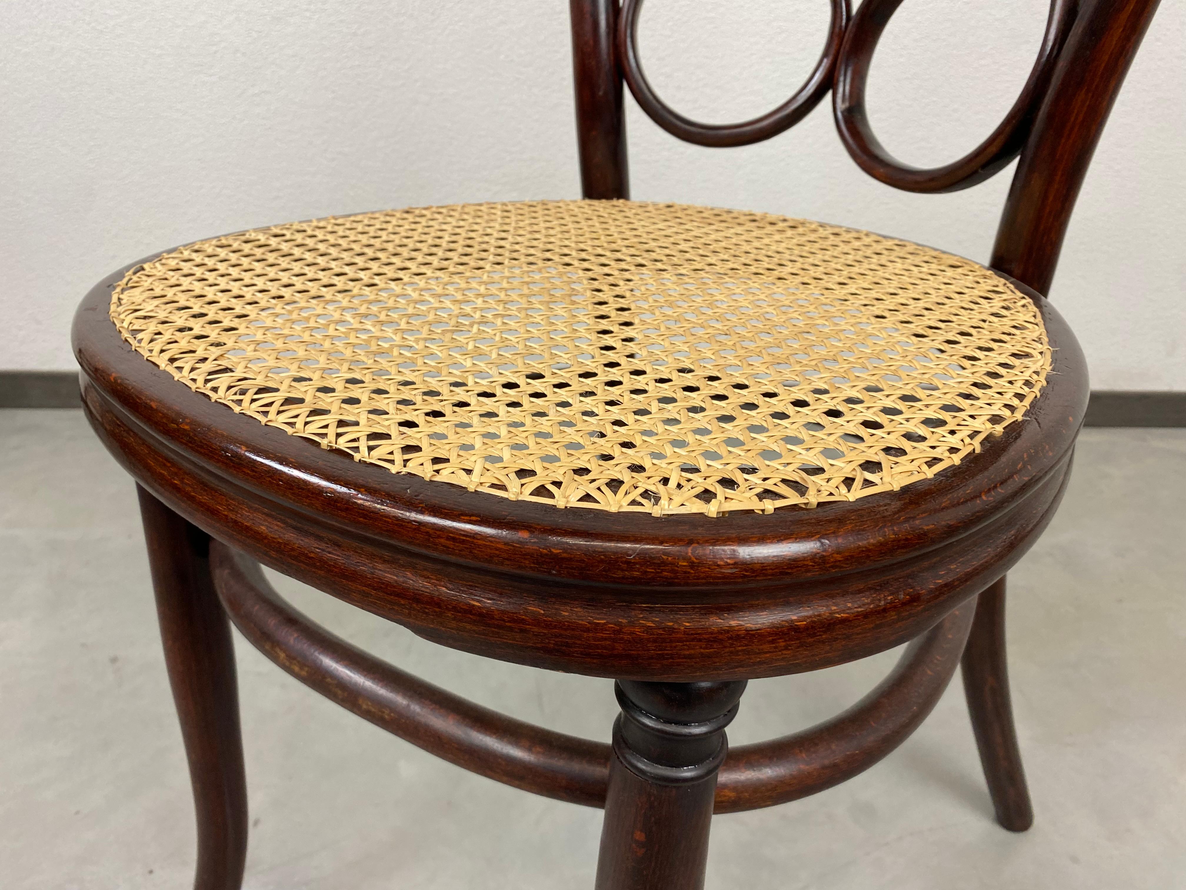 thonet 4