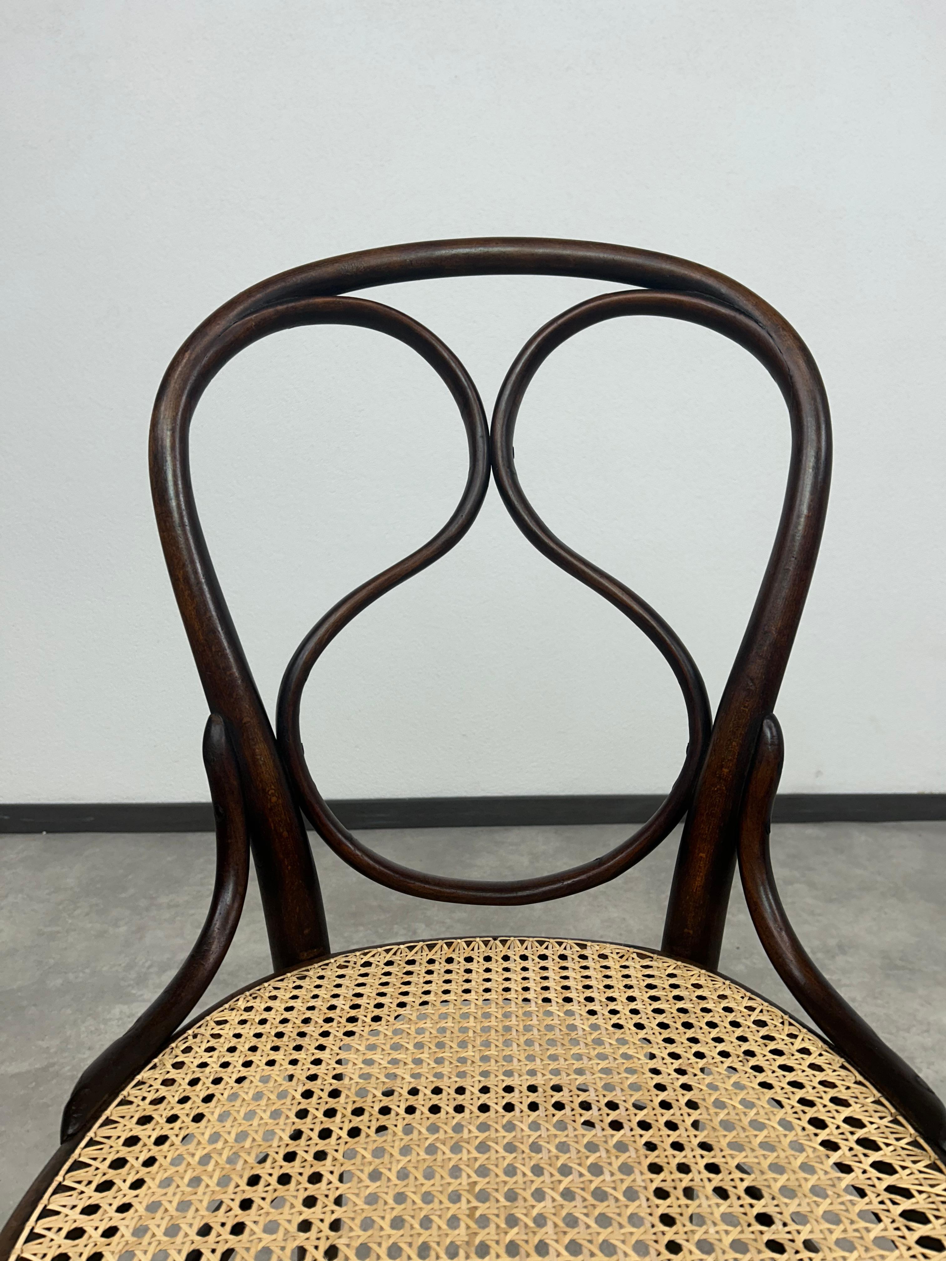 19th Century Thonet dining char no.1 For Sale
