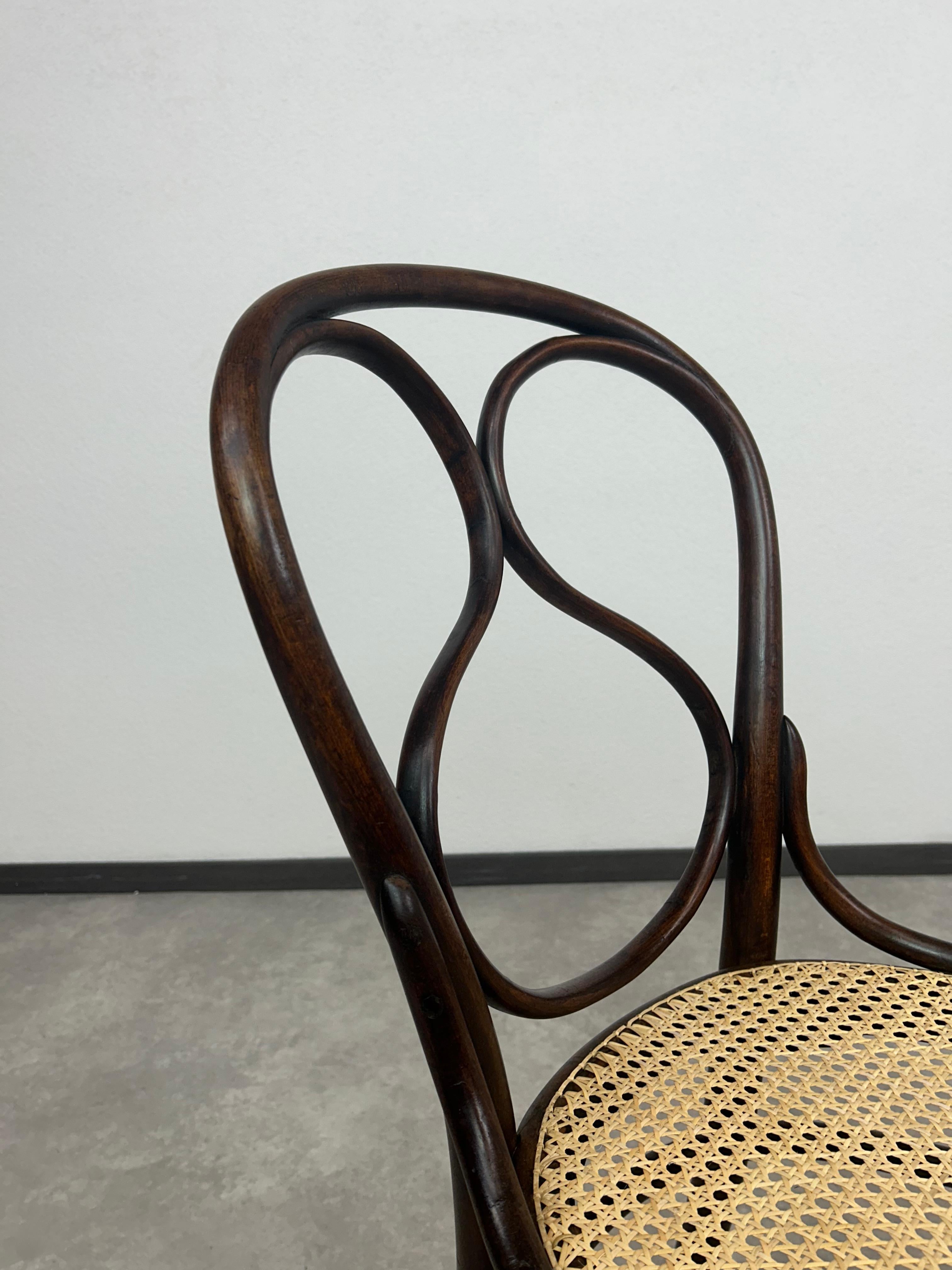 Thonet dining char no.1 For Sale 1