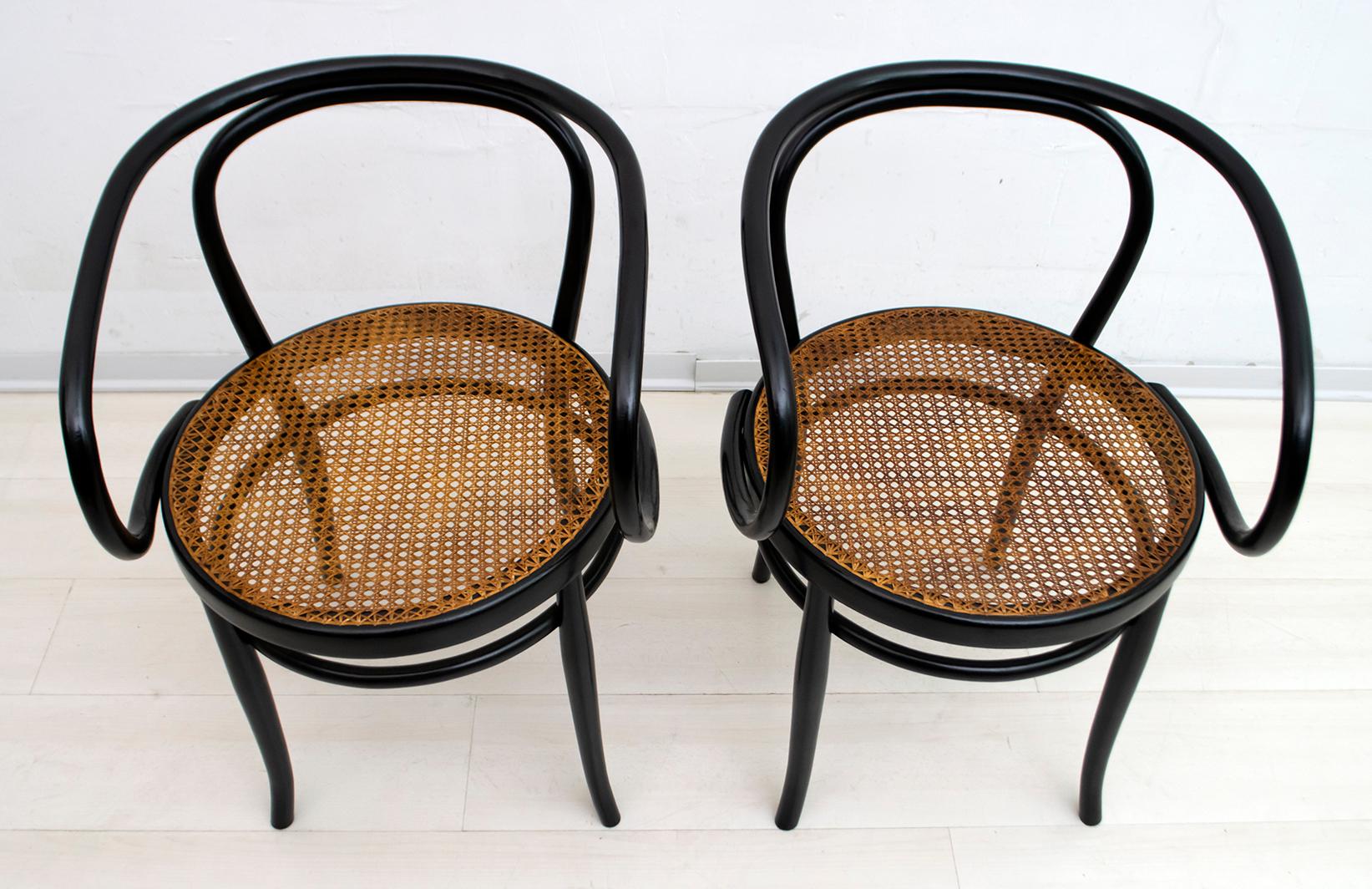 Art Nouveau Thonet Early 20th Century Bent Beech and Vienna Straw Chairs, 1920s