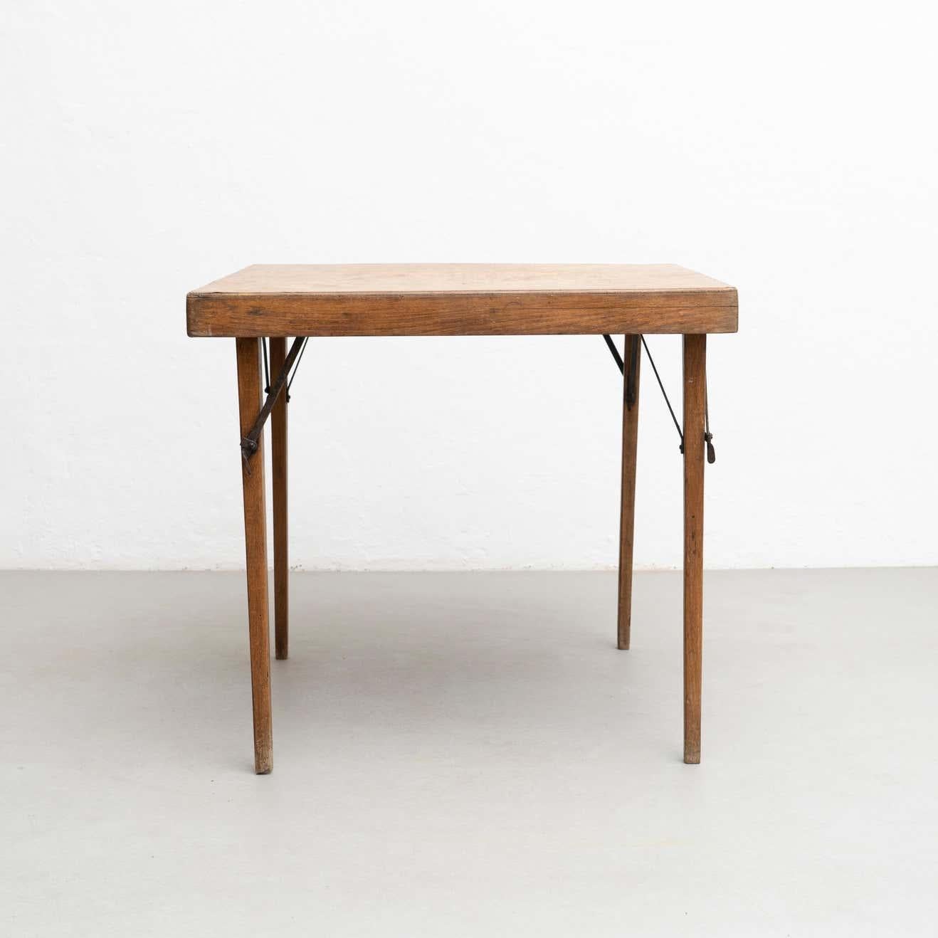 Mid-Century Modern Table à pieds pliants Thonet T211 en vente