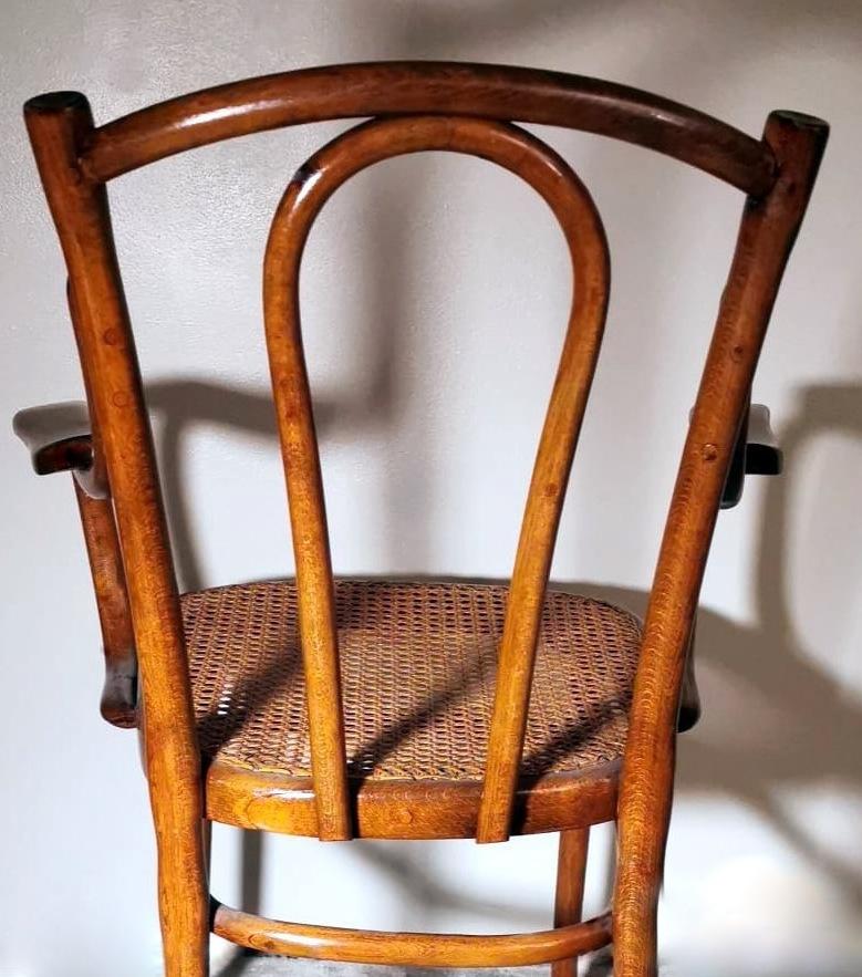 Chaise en bois cintré et paille de Vienne Thonet Gebruder Vienna Gmbh No.56 en vente 4