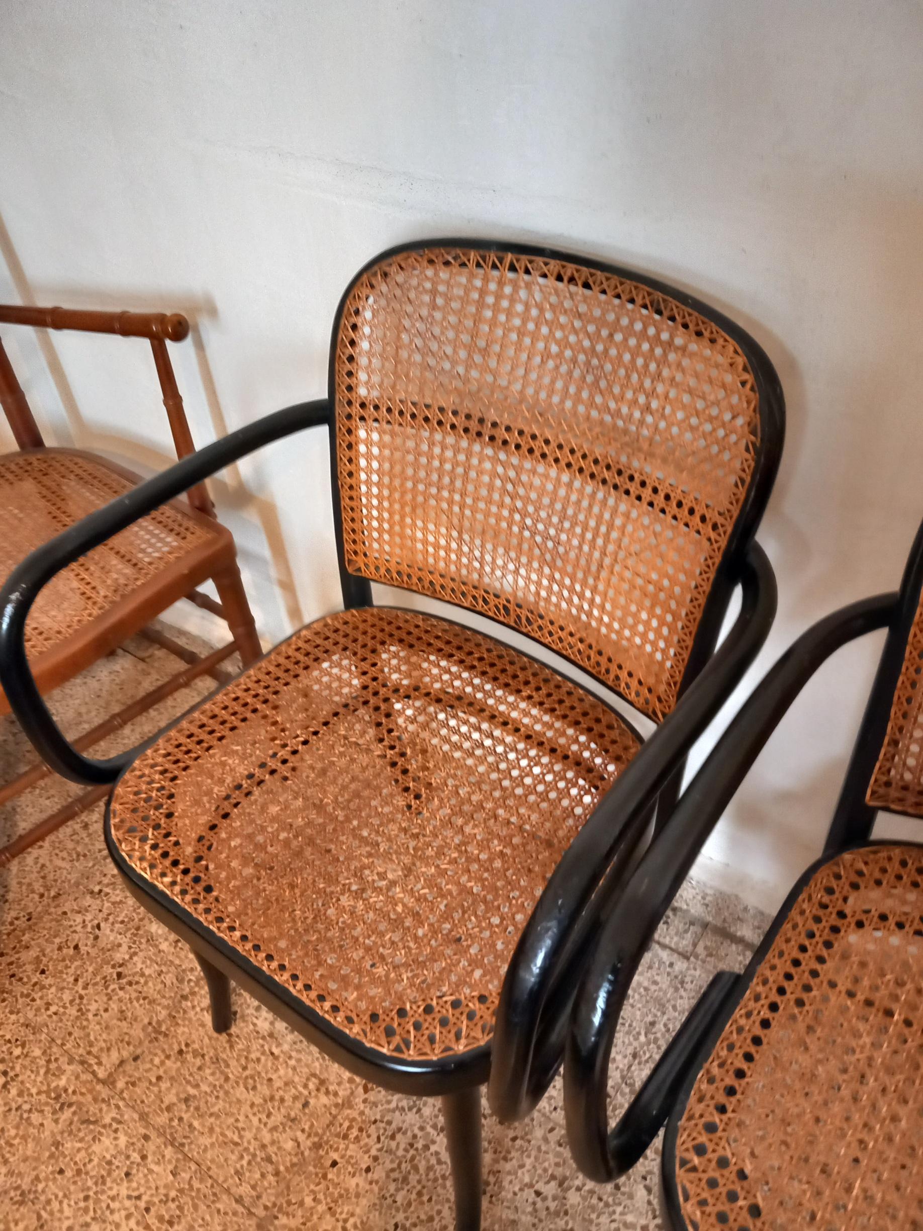 Thonet  Josef Hoffmann Bentwood Chairs, No. 811 Set of Two, Czech Republic 10